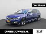 Volkswagen Passat Variant 1.5 TSI Elegance Business R | Automaat | R-Line |  Lederen bekleding | Panorama dak | Digital Cockpit PRO | Navigatie PRO (Groot Scherm) | Stoelverwarming | Achteruitrij Camera