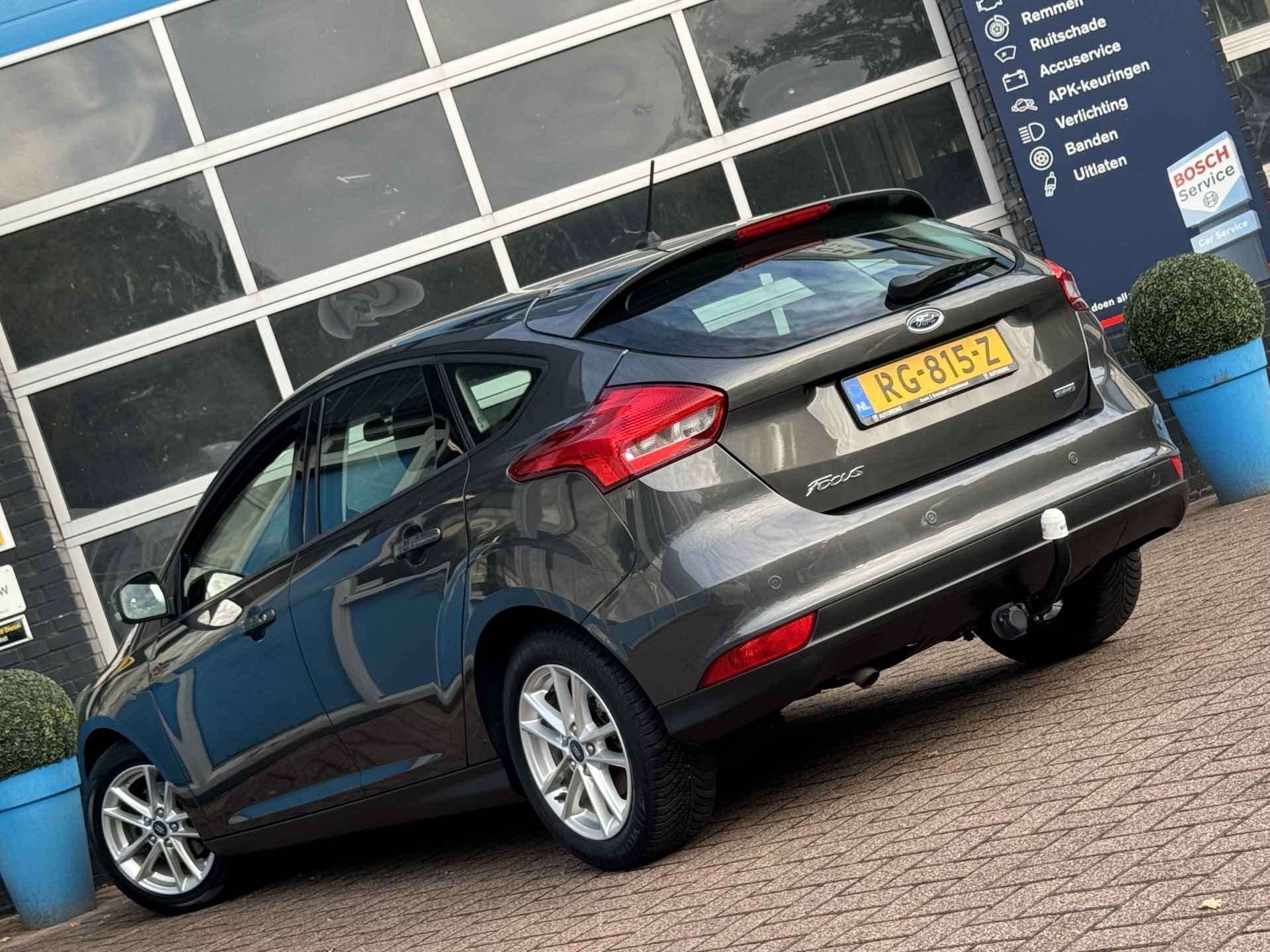 Ford Focus 1.0 Lease Edition | Navigatie | Cruise Control | Apple Carplay | Airco | Rijklaar + 12 Maand BOVAG Garantie - 28/47