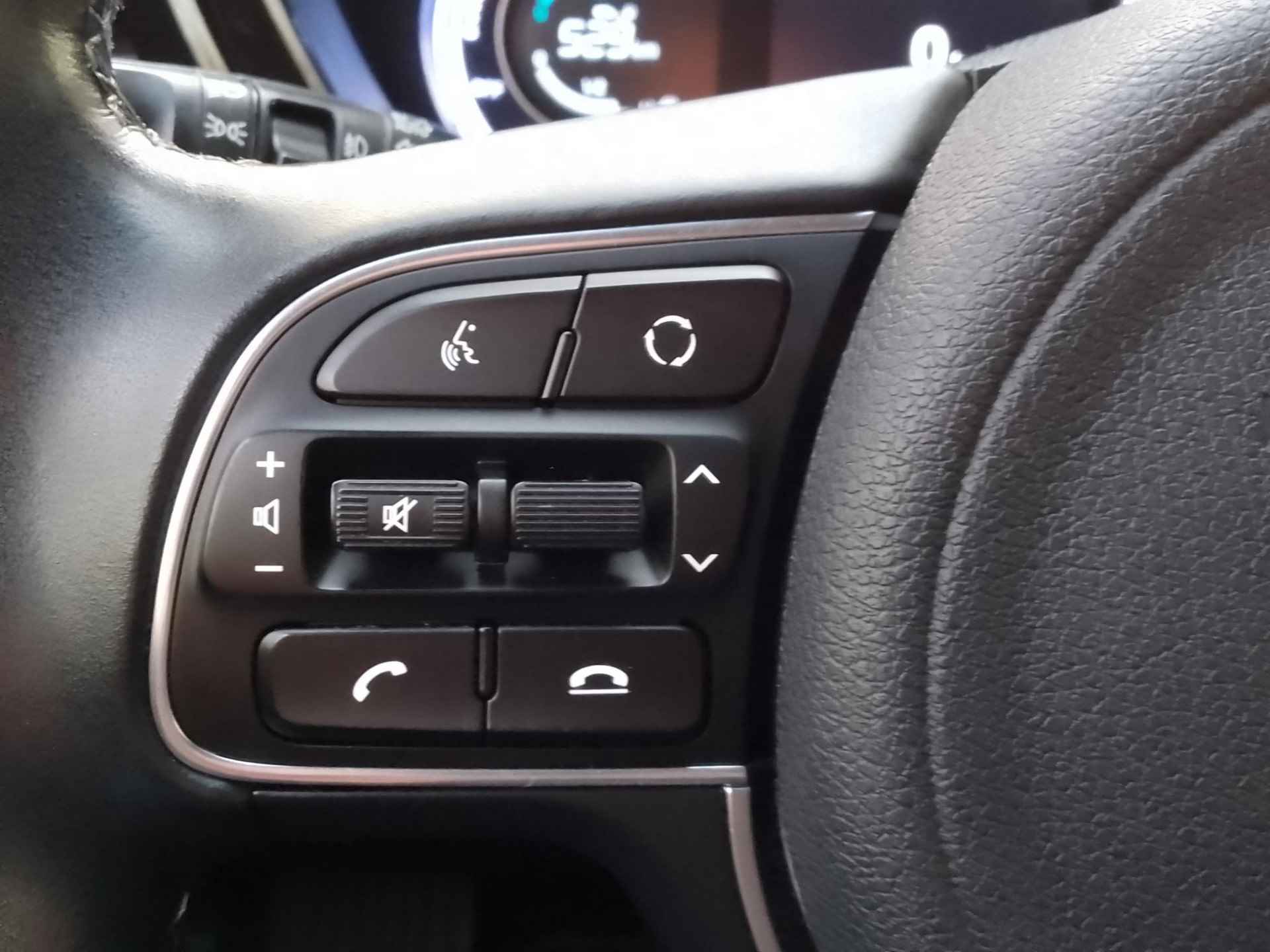 Kia Niro 1.6 GDi Hybrid AUTOMAAT | Navi via Smartphone | Apple Carplay | Cruise Control | PDC | Electr. ramen - 21/24