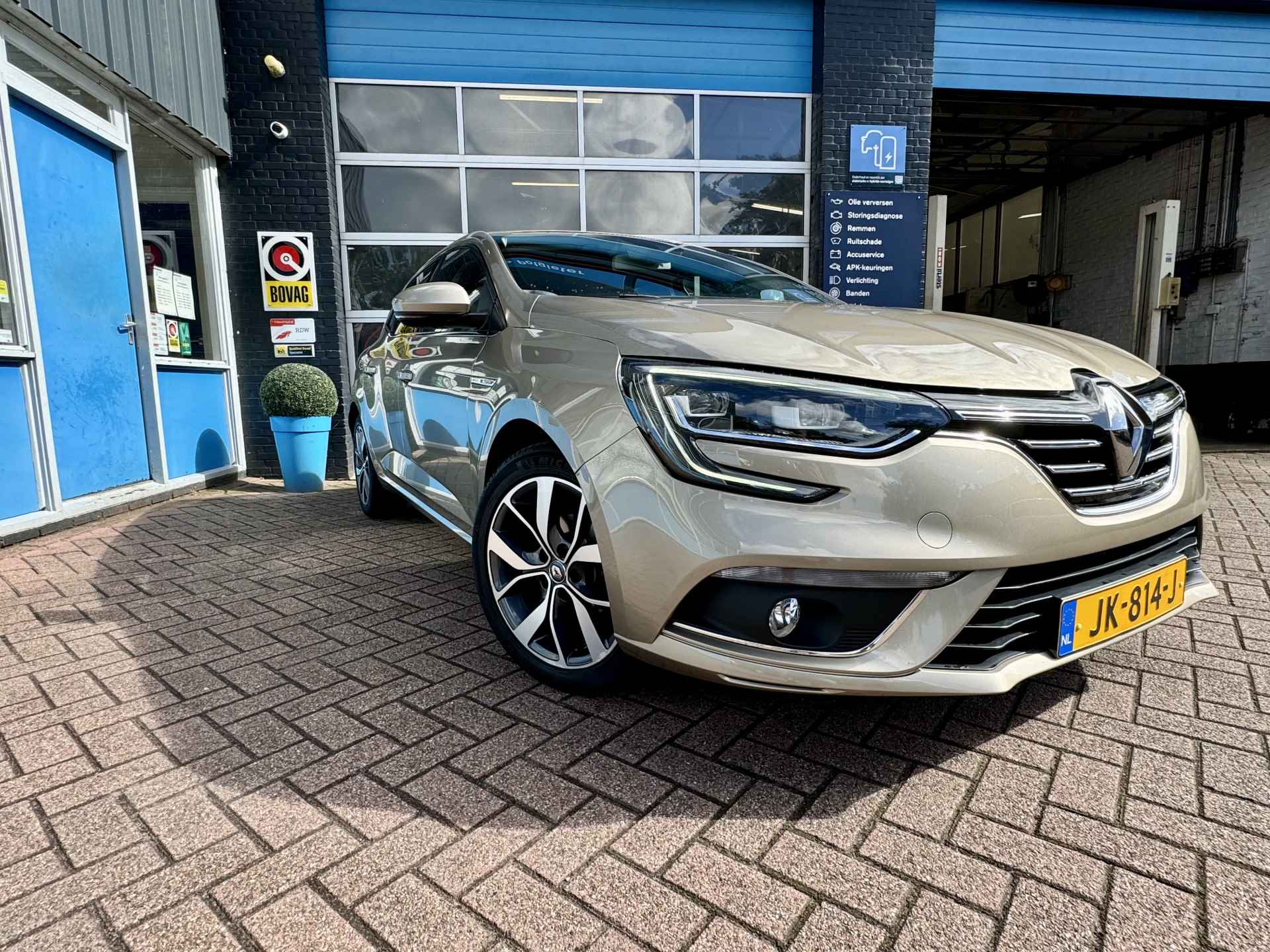 Renault Mégane 1.2 TCe Bose | Climate Control | Navigatie | Voorstoelen Verwarmd | Head Up Display | Rijklaar + 12 Maand BOVAG Garantie - 27/36