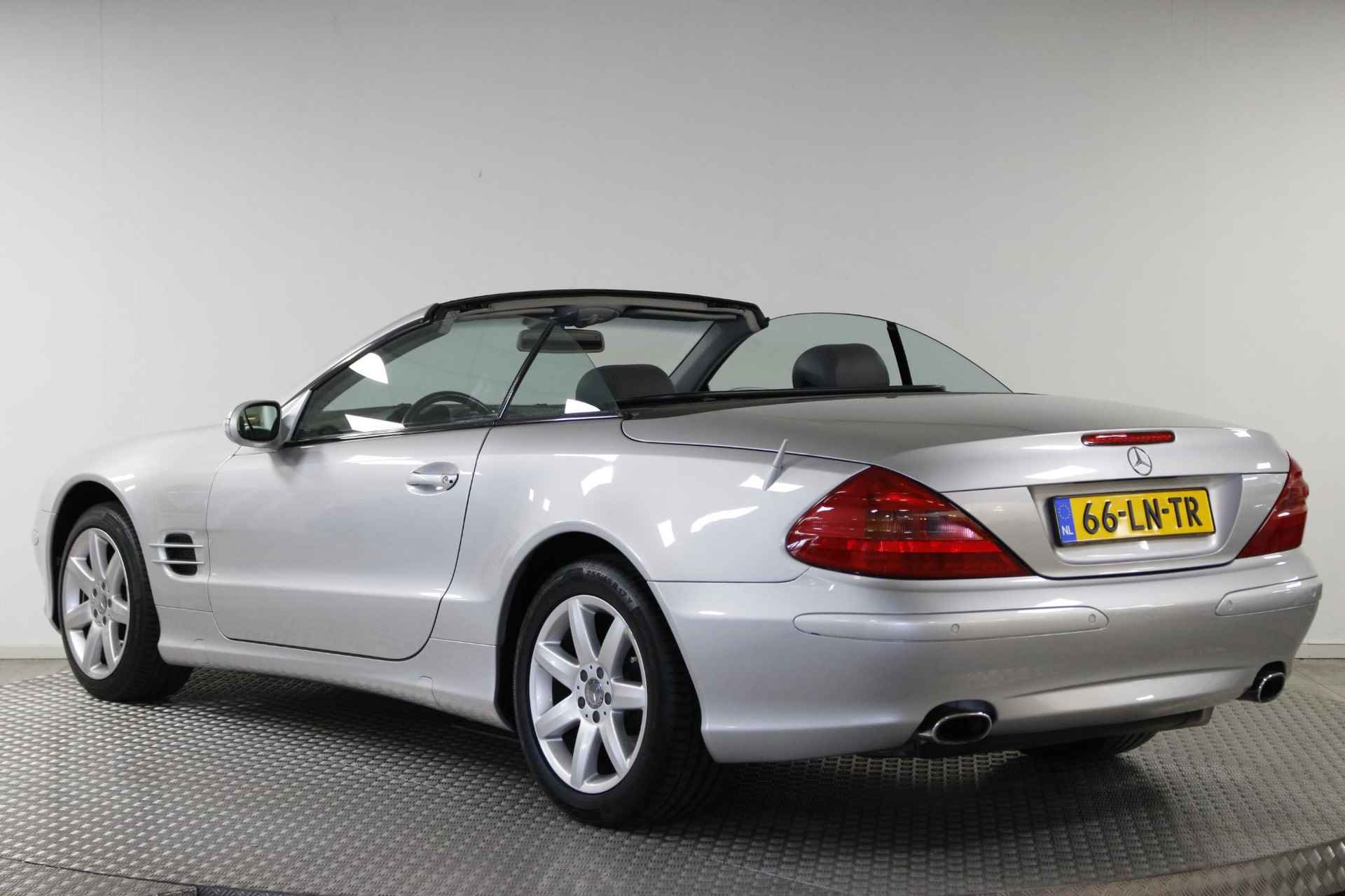 Mercedes-Benz SL-klasse 350 3.7L V6 Cabrio 245 PK! Xenon | Clima | Cruise | NAP | UNIEKE AUTO! - 12/37