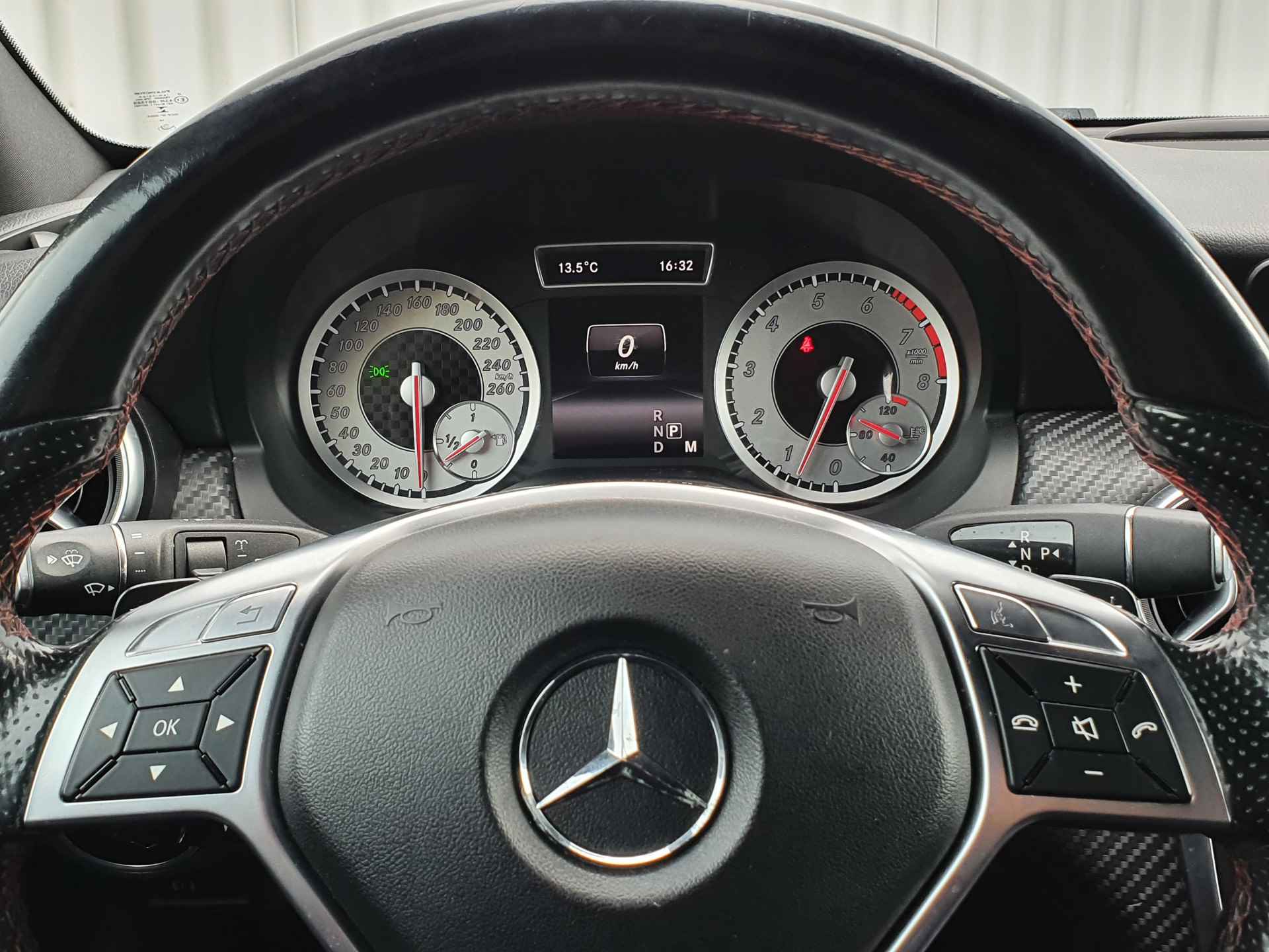 Mercedes-Benz A-Klasse 180 Automaat AMG-Pakket | Cruise Control | Alcantara | Airco | Navigatie - 9/32