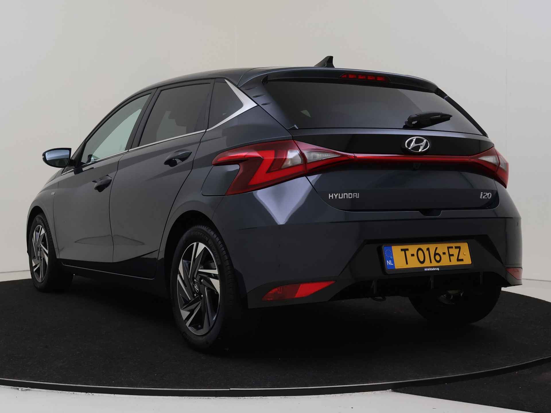 Hyundai i20 1.0 T-GDI Premium Automaat | Climate Control | Navigatie | Parkeerassistent | - 5/35