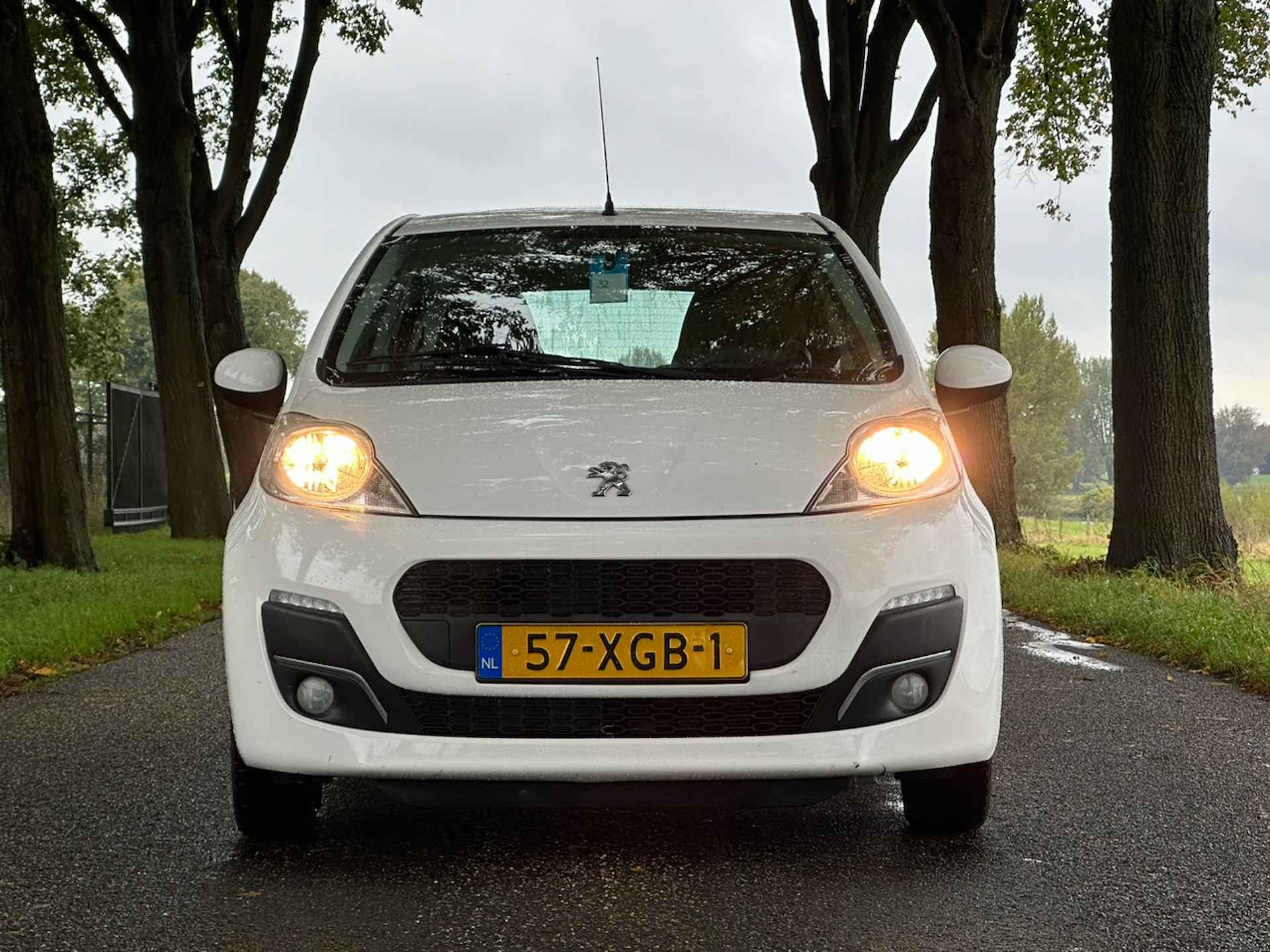 Peugeot 107 1.0 Active | Airco | 5 deurs | Org. NL | Nieuw model | LED - 5/18