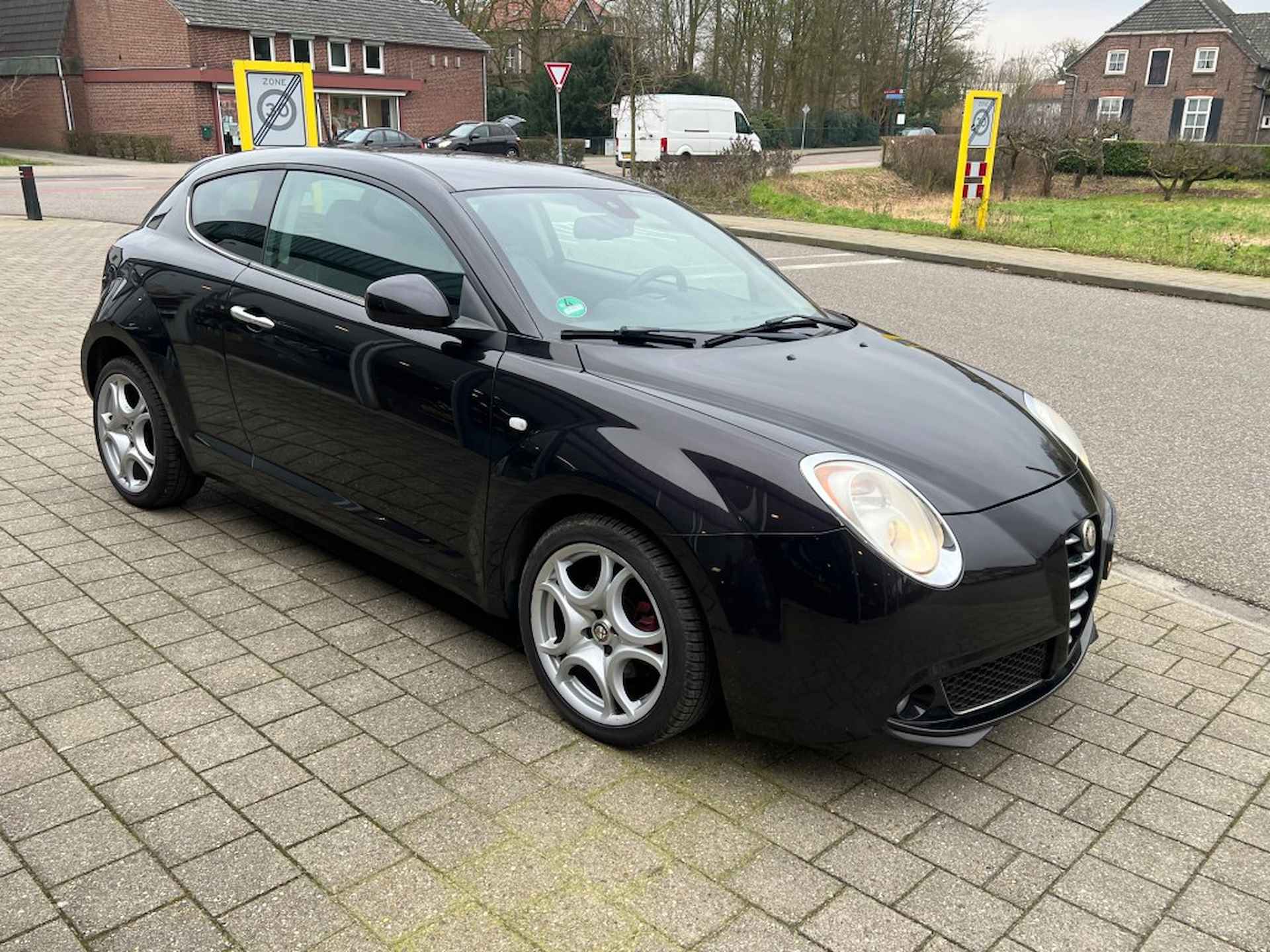 ALFA ROMEO Mito 1.3 JTDM ECO ESSENT. - 2/14