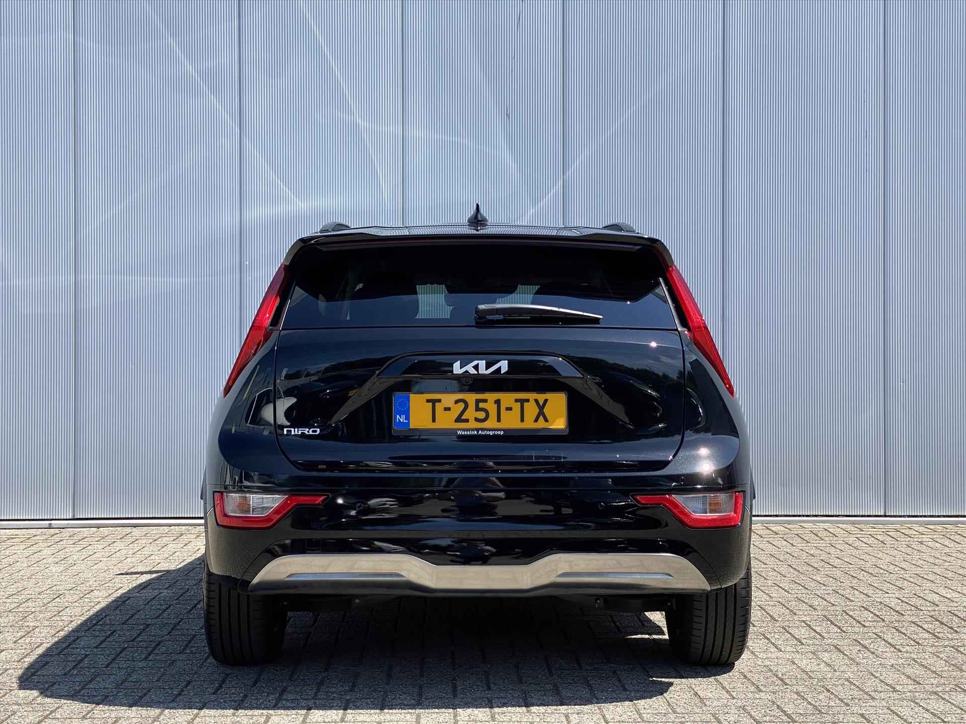 KIA e-Niro 64,8 kWh 204pk Aut Edition | Navigatie | Camera | Stoel & Stuurverwarming | Adaptive Cruise | - 6/37