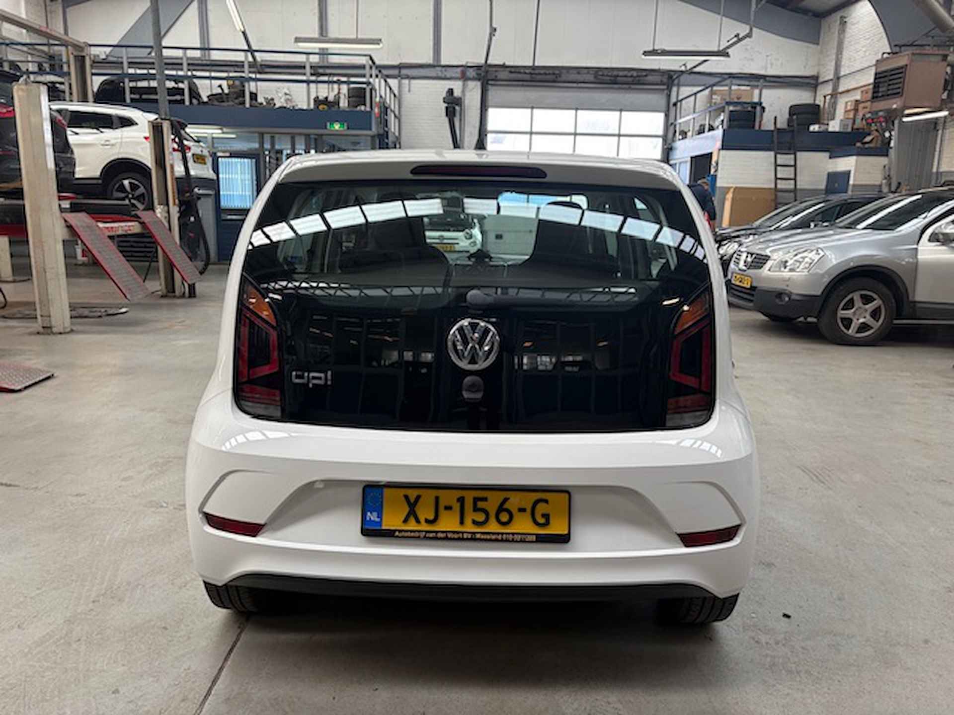 VOLKSWAGEN Up! 1.0 60PK 5D BMT Move up!  | Airco | Bluetooth | All season banden | NAP | Rijklaar prijs! - 6/17