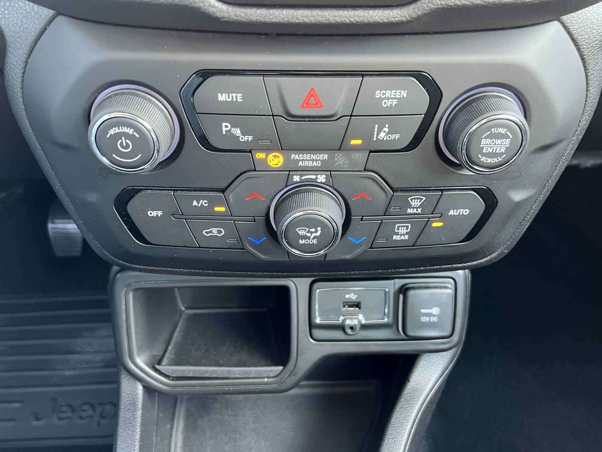 Jeep RENEGADE 1.0T-e Limited Carplay Climate Cruise Dab radio Stoelverwarming Keyless Parksensors - 11/48