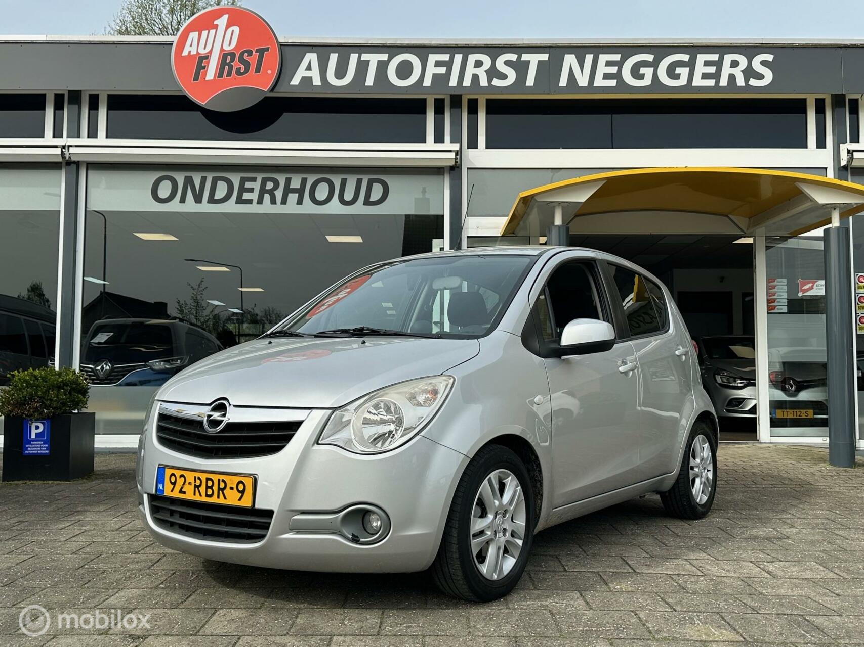 Opel Agila 1.2 Edition Automaat  A/C  Elek pakket  Trekhaak bij viaBOVAG.nl