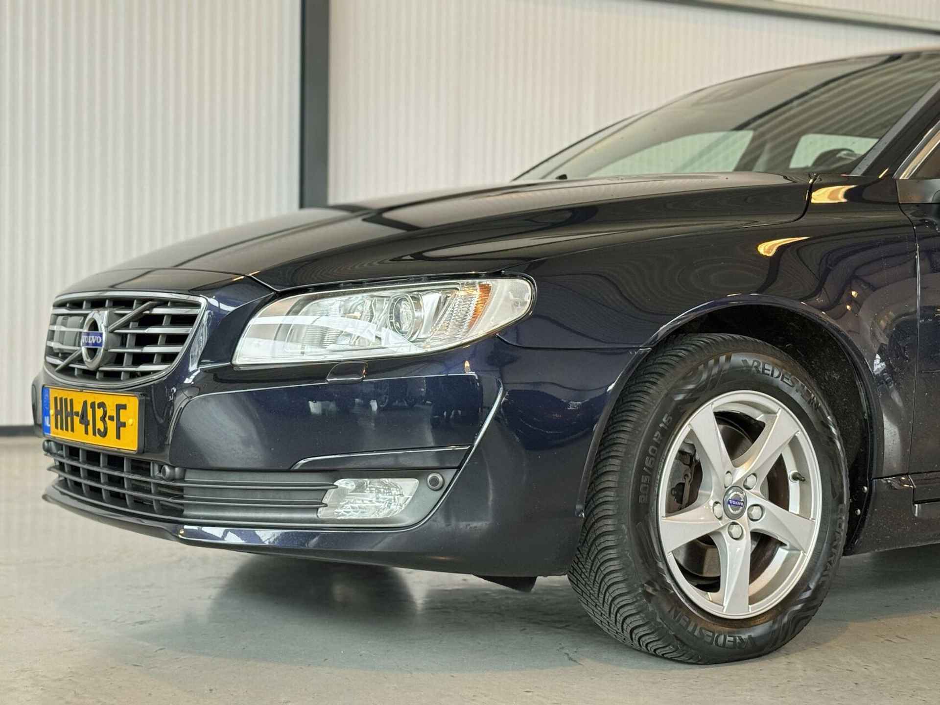 Volvo V70 2.0 D4 Dynamic Edition|Intelsafe Pro Line|Xenon|Trekhaak| - 20/38