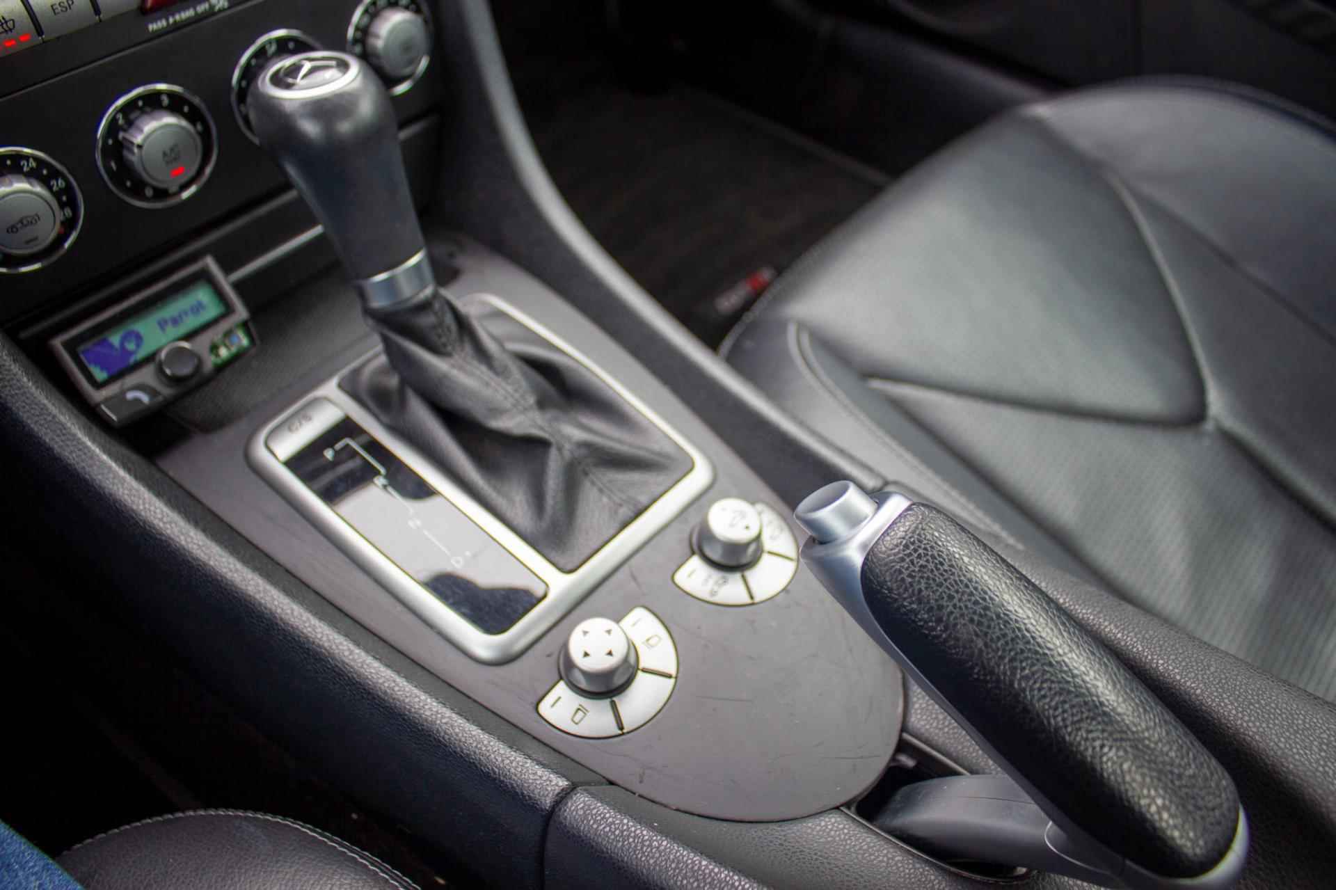 Mercedes-Benz SLK-klasse 200 K. Edition | Prijs rijklaar incl. 12 mnd garantie | Orig NL Leder Stoelverwarming Pdc Navi - 24/35