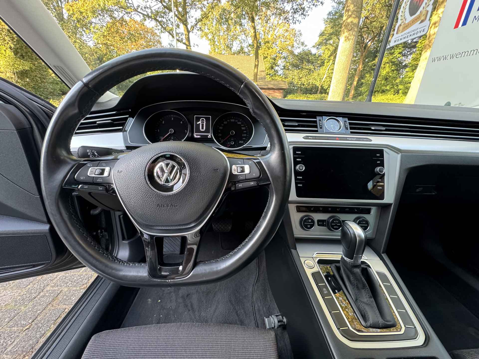 Volkswagen Passat Variant 1.6 TDI Comfortline Business Automaat/Airco-Ecc/Alu wielen/Navigatie/CV/El.Ramen - 17/47