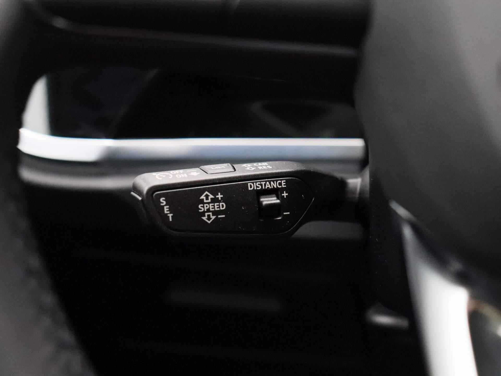 Audi Q3 Sportback 45 TFSI e S Edition 245 PK | Automaat | Navigatie | 360 Camera | Adaptive Cruise Control | Parkeersensoren | Stoelverwarming | Apple Carplay | Android Auto | Lichtmetalen velgen | Climate Control | - 25/49