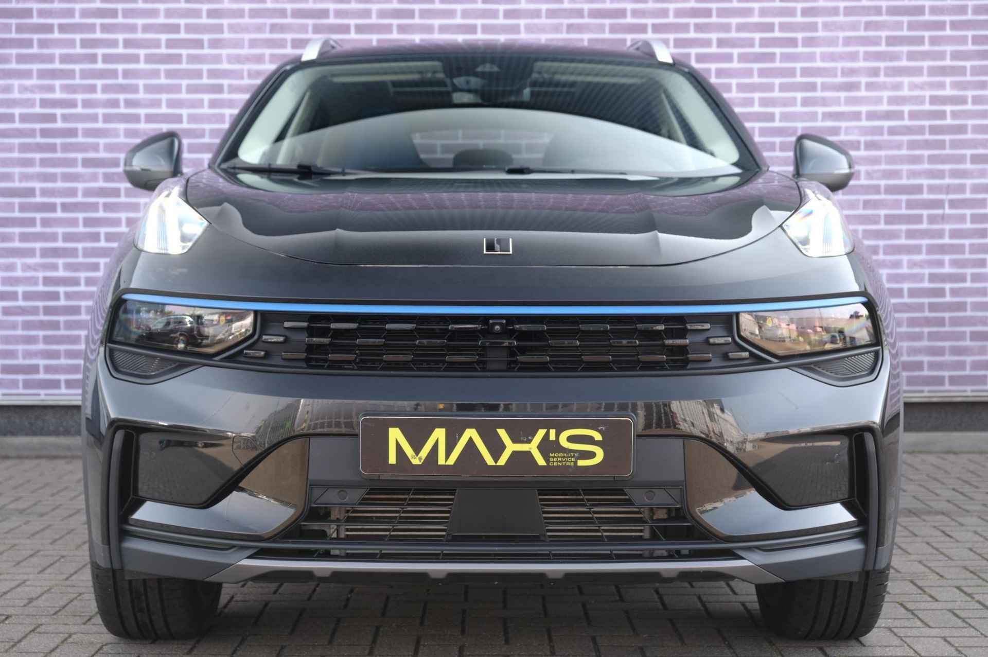 Lynk & Co 01 1.5 PHEV | Fullmap Navi | LM velgen | Apple Carplay/Android Auto | Schuif/Kantel Dak | 360 gr. Camera | Stuur/Stoelverwarming | Zwarte Hemelbekleding | Premium Audio | Park Assist Camera | Adaptive Cruise | LED koplampen - 29/32