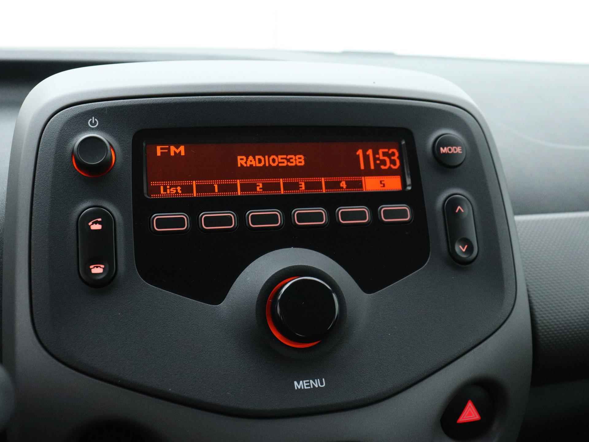 Peugeot 108 Active 72pk | Airco | Mistlampen Voor | Bluetooth | Achterbank In Delen Neerklapbaar | Elektrische Ramen Voor - 26/30
