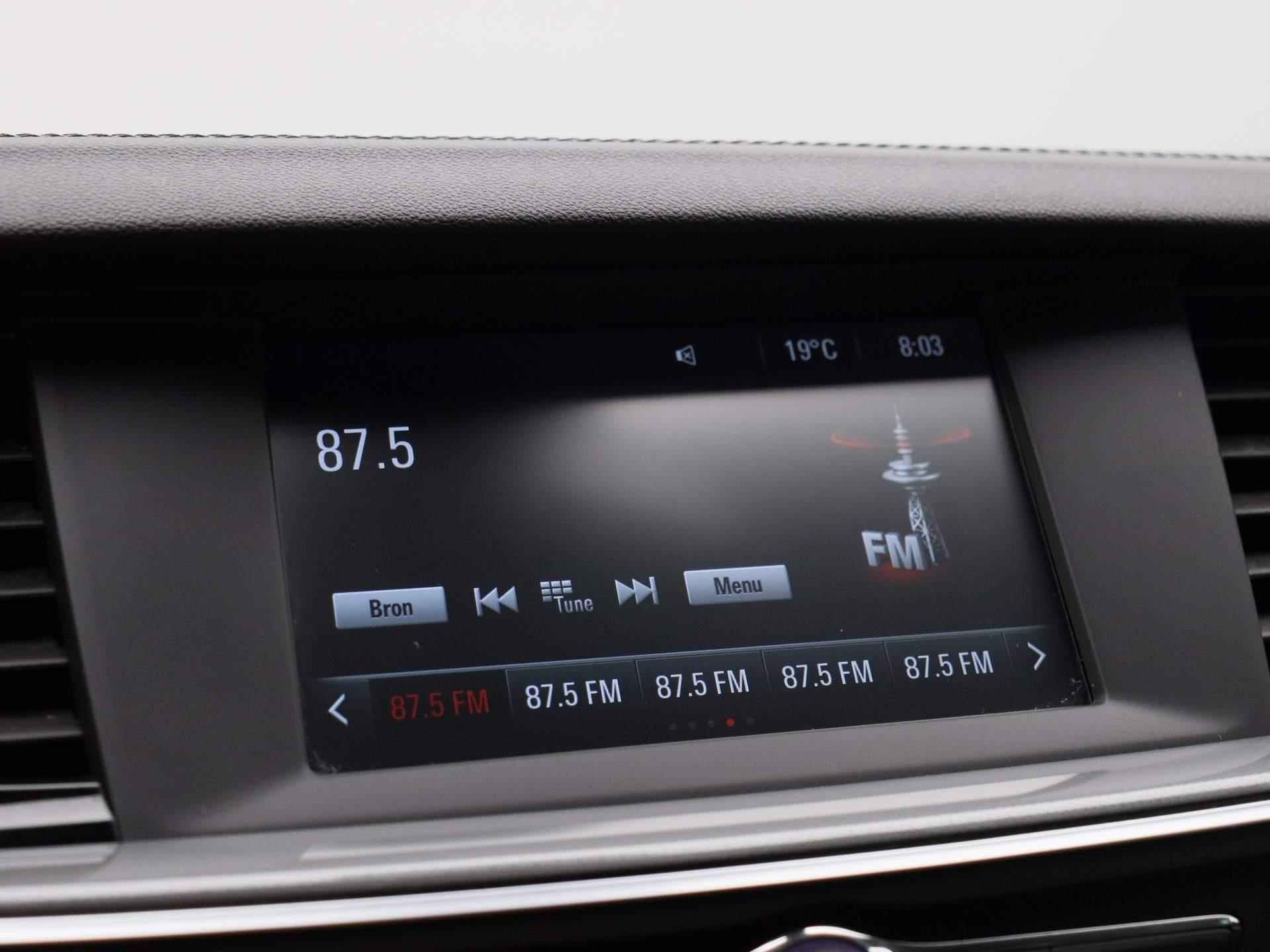 Opel Insignia Sports Tourer 1.5 Turbo Business | Navigatie | Climate control | Camera | Parkeer sensoren | LMV | - 19/35