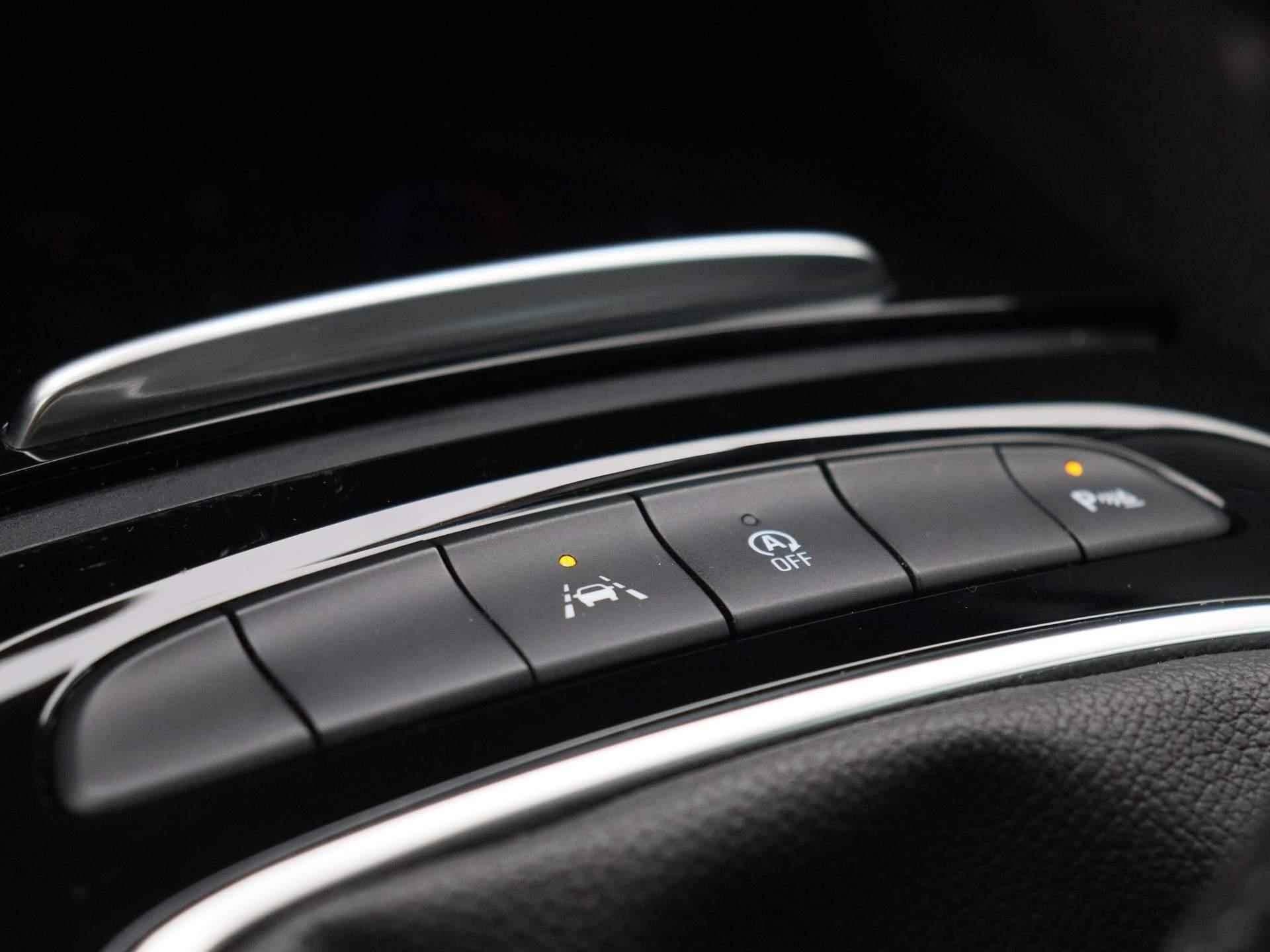 Opel Insignia Sports Tourer 1.5 Turbo Business | Navigatie | Climate control | Camera | Parkeer sensoren | LMV | - 20/35