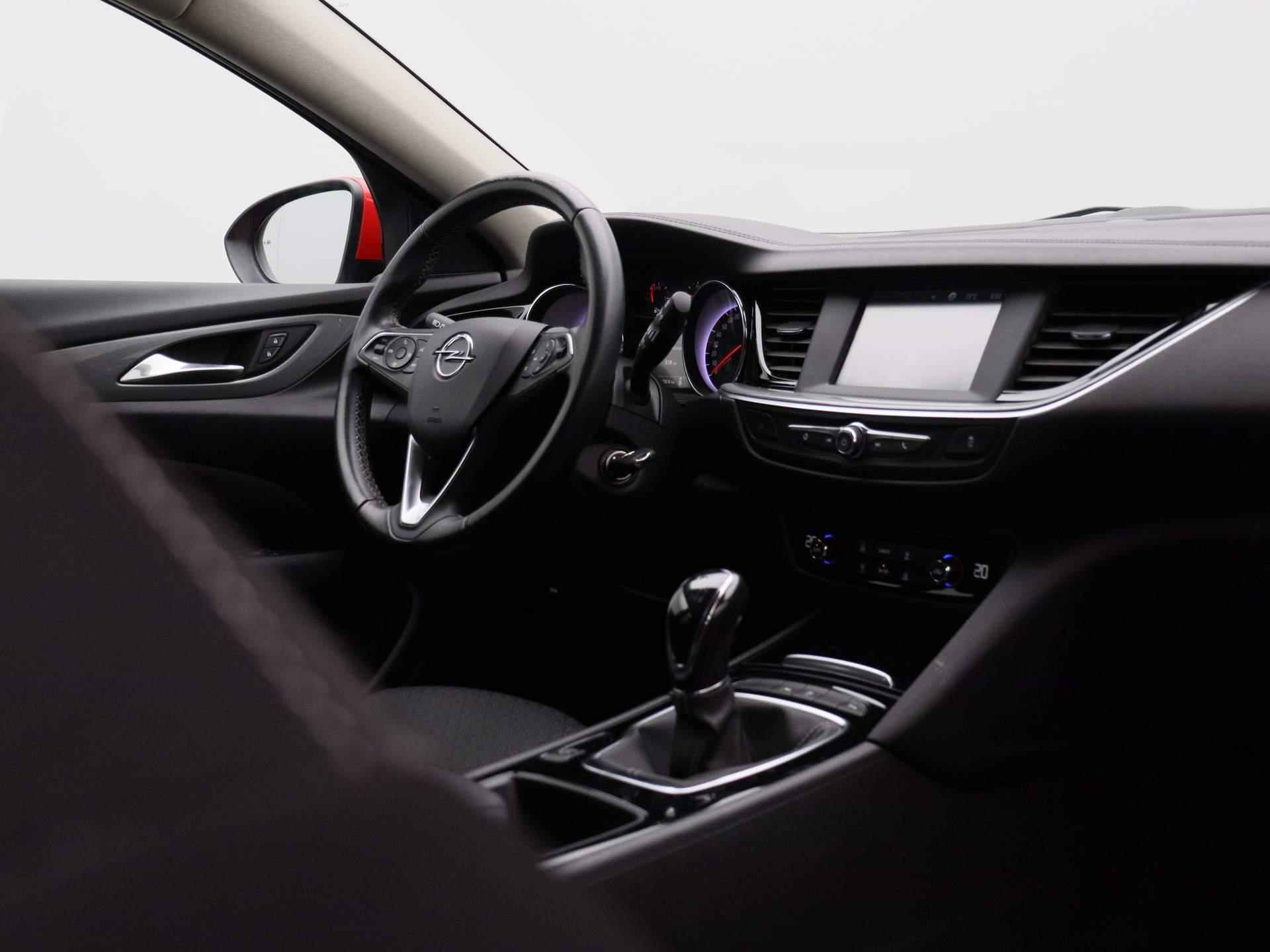 Opel Insignia Sports Tourer 1.5 Turbo Business | Navigatie | Climate control | Camera | Parkeer sensoren | LMV | - 29/35