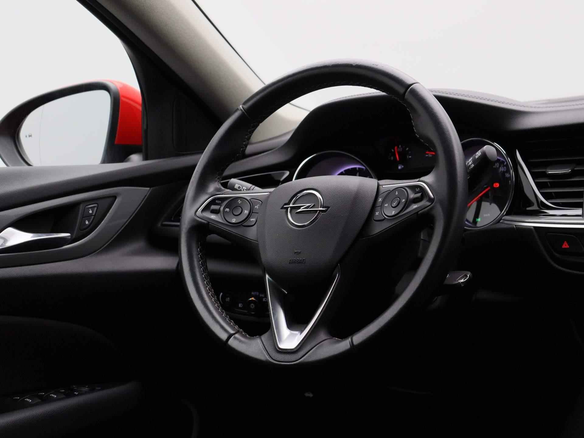 Opel Insignia Sports Tourer 1.5 Turbo Business | Navigatie | Climate control | Camera | Parkeer sensoren | LMV | - 31/35