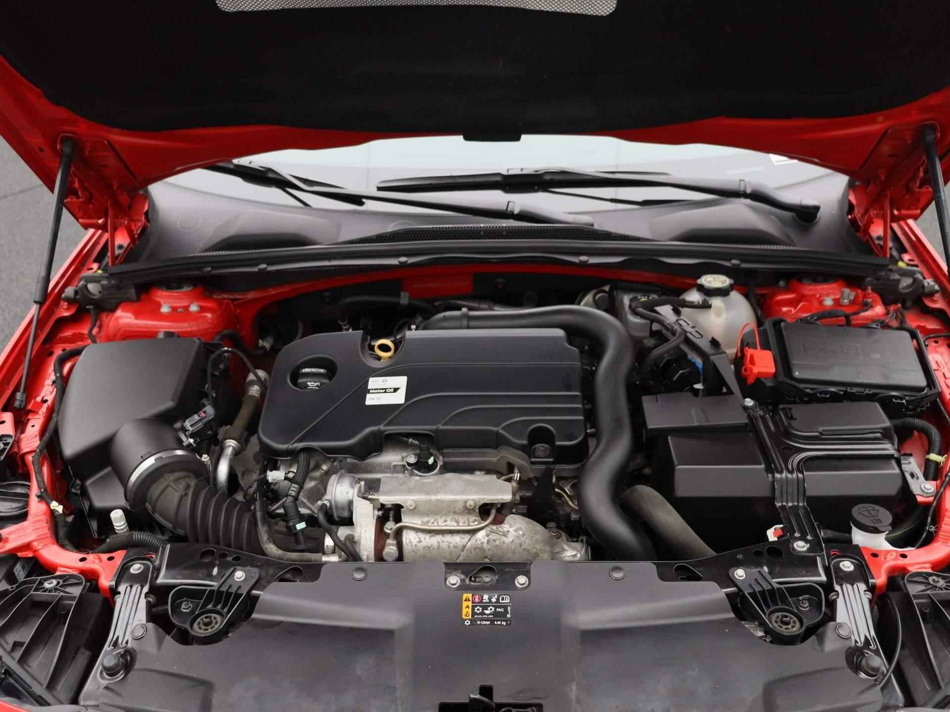 Opel Insignia Sports Tourer 1.5 Turbo Business | Navigatie | Climate control | Camera | Parkeer sensoren | LMV | - 32/35