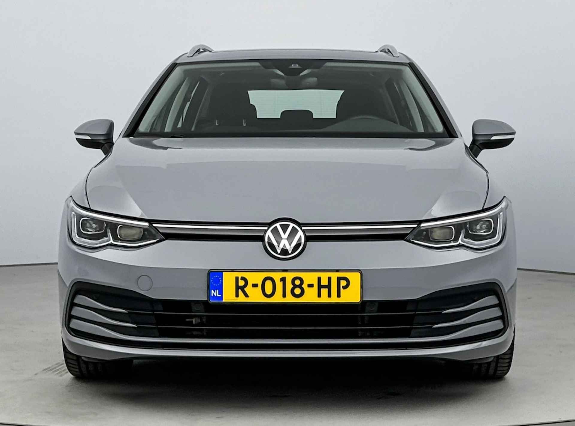 Volkswagen Golf Variant 1.0 eTSI Life | Panorama schuif-/kanteldak - 2/30