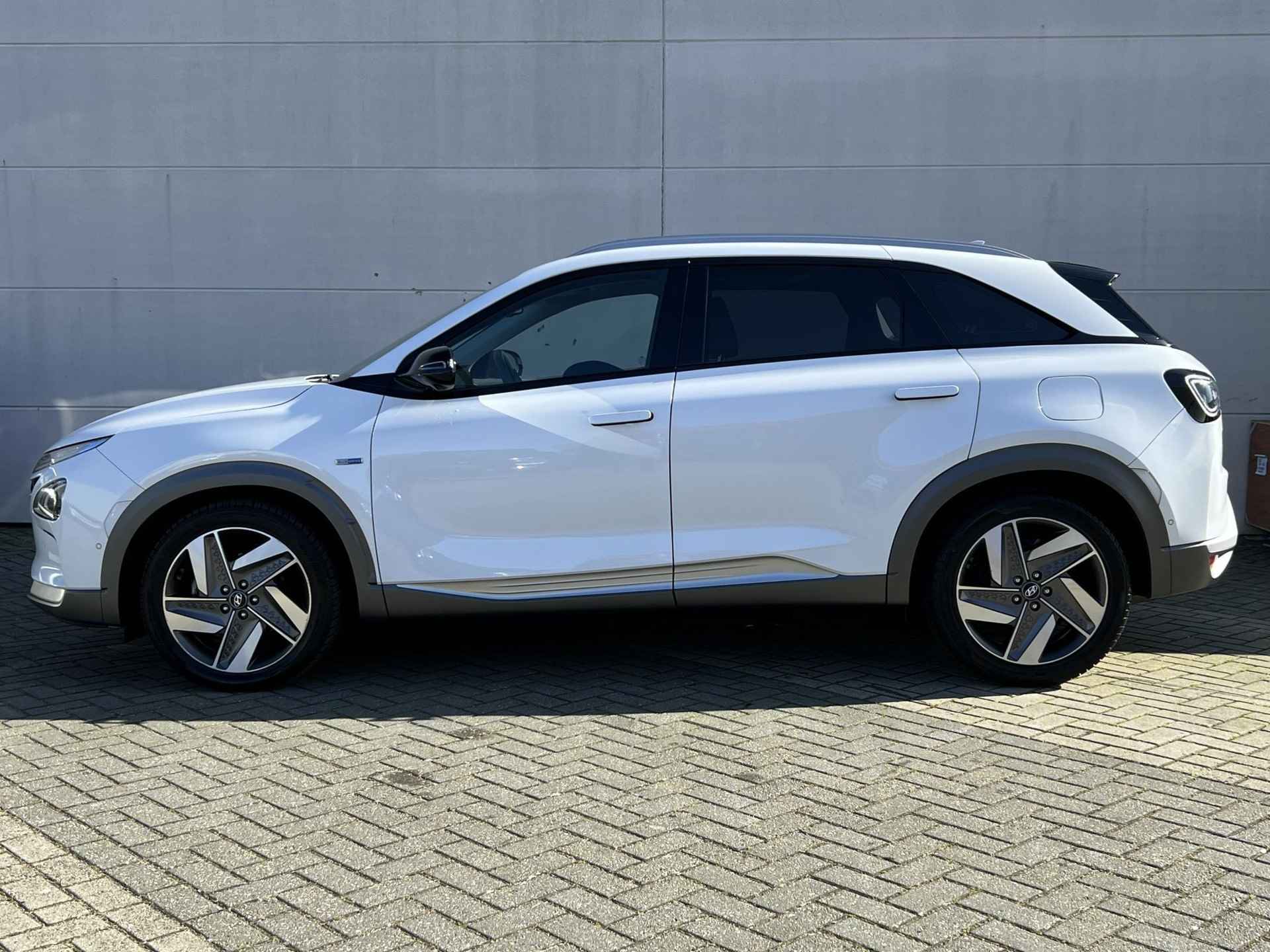 Hyundai NEXO FCEV Plus Pack / Dealer Onderhouden / Elektrisch Verkoel-, Verstel- & Verwarmbare Stoelen Voor / Schuif- & Kanteldak / 360 °C Camera / - 6/43