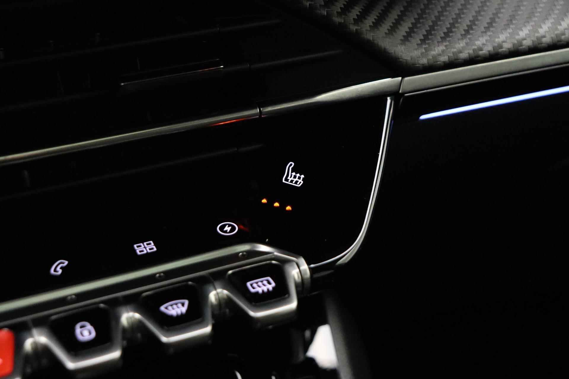 Peugeot e-2008 EV GT Pack 50 kWh 3-fase lader 136 PK | Automaat | LMV | A/C | Panoramadak | Draadloze telefoonlader | Leer met stoelverwarming | 12% bijtelling - 27/37