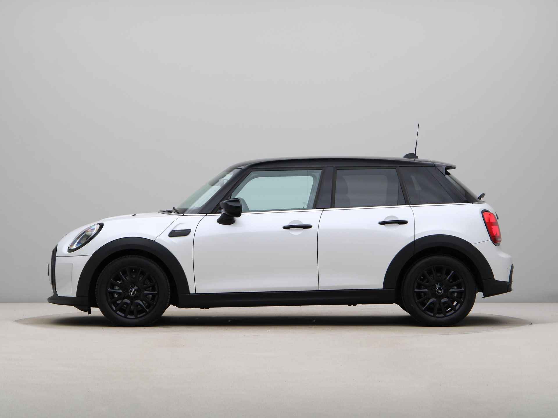 MINI 5-deurs Cooper Camden Edition Aut. - 13/24