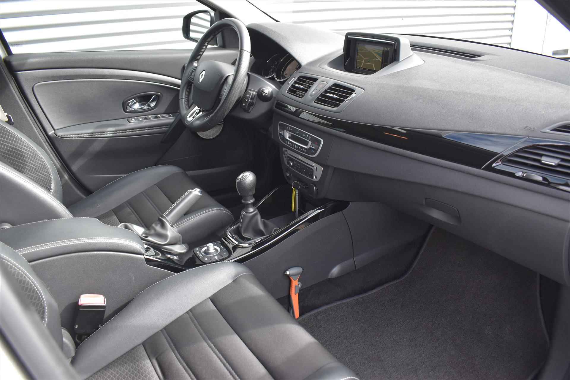 Renault Mégane Estate 1.2 Energy TCe 115pk BOSE | Navi | Airco | Trekhaak | Bluetooth | Incl. BOVAG garantie etc.. - 6/28