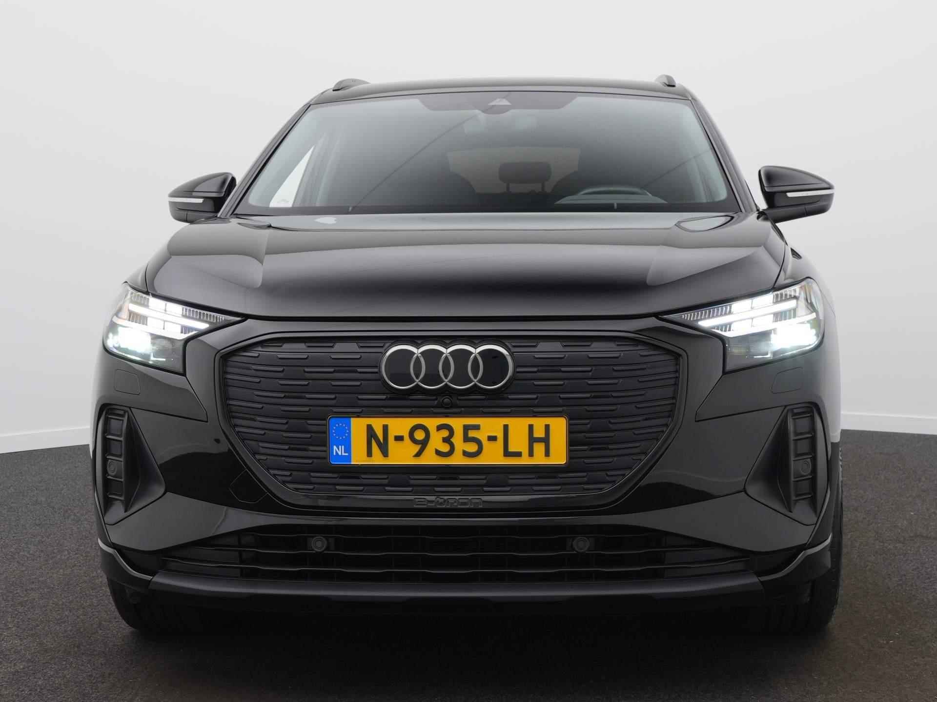 Audi Q4 e-tron 40 Launch edition Advanced 77 kWh Adap. Cruise | Camera | SONOS | Stoelverwarming - 2/46