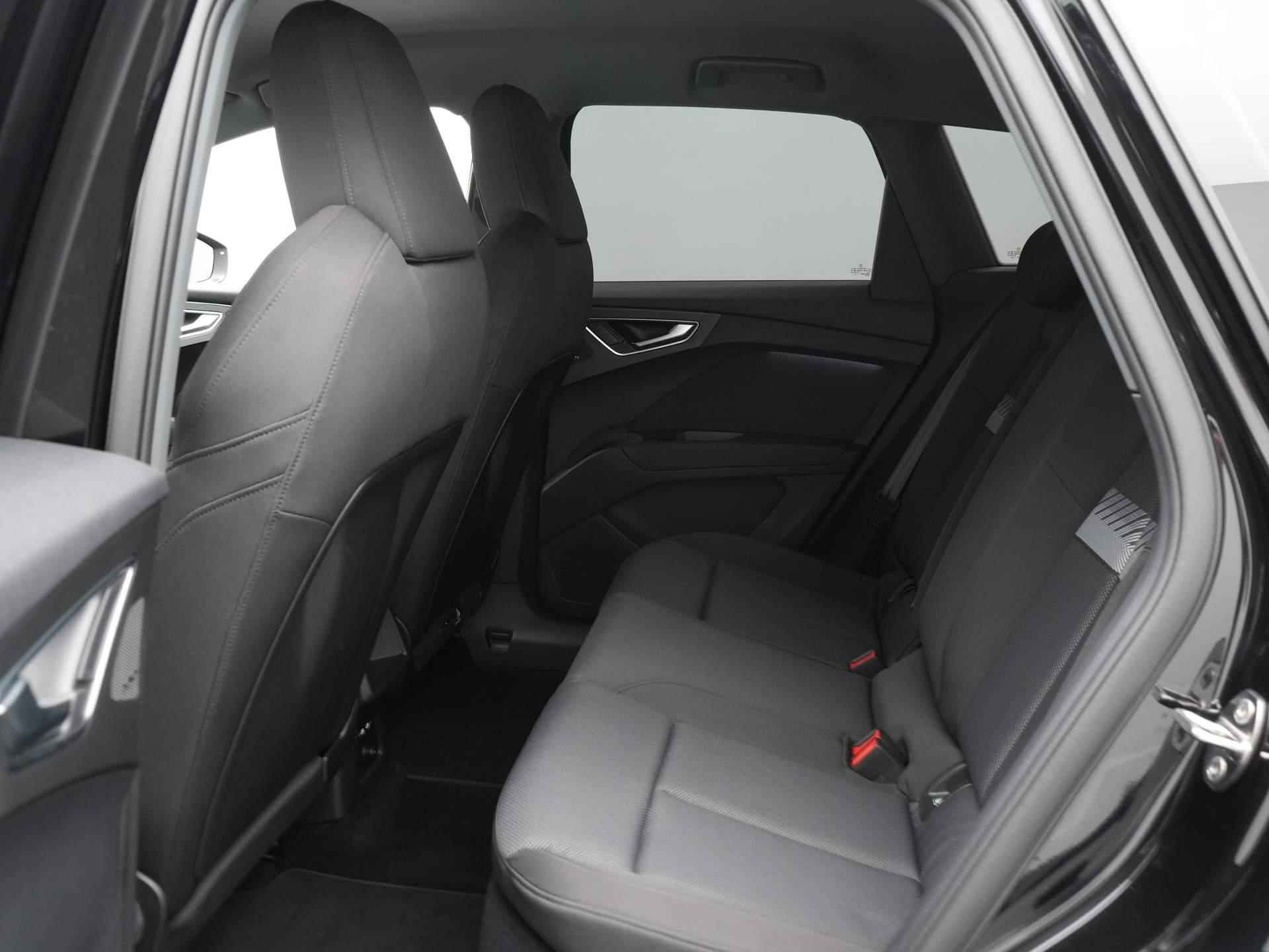 Audi Q4 e-tron 40 Launch edition Advanced 77 kWh Adap. Cruise | Camera | SONOS | Stoelverwarming - 35/46