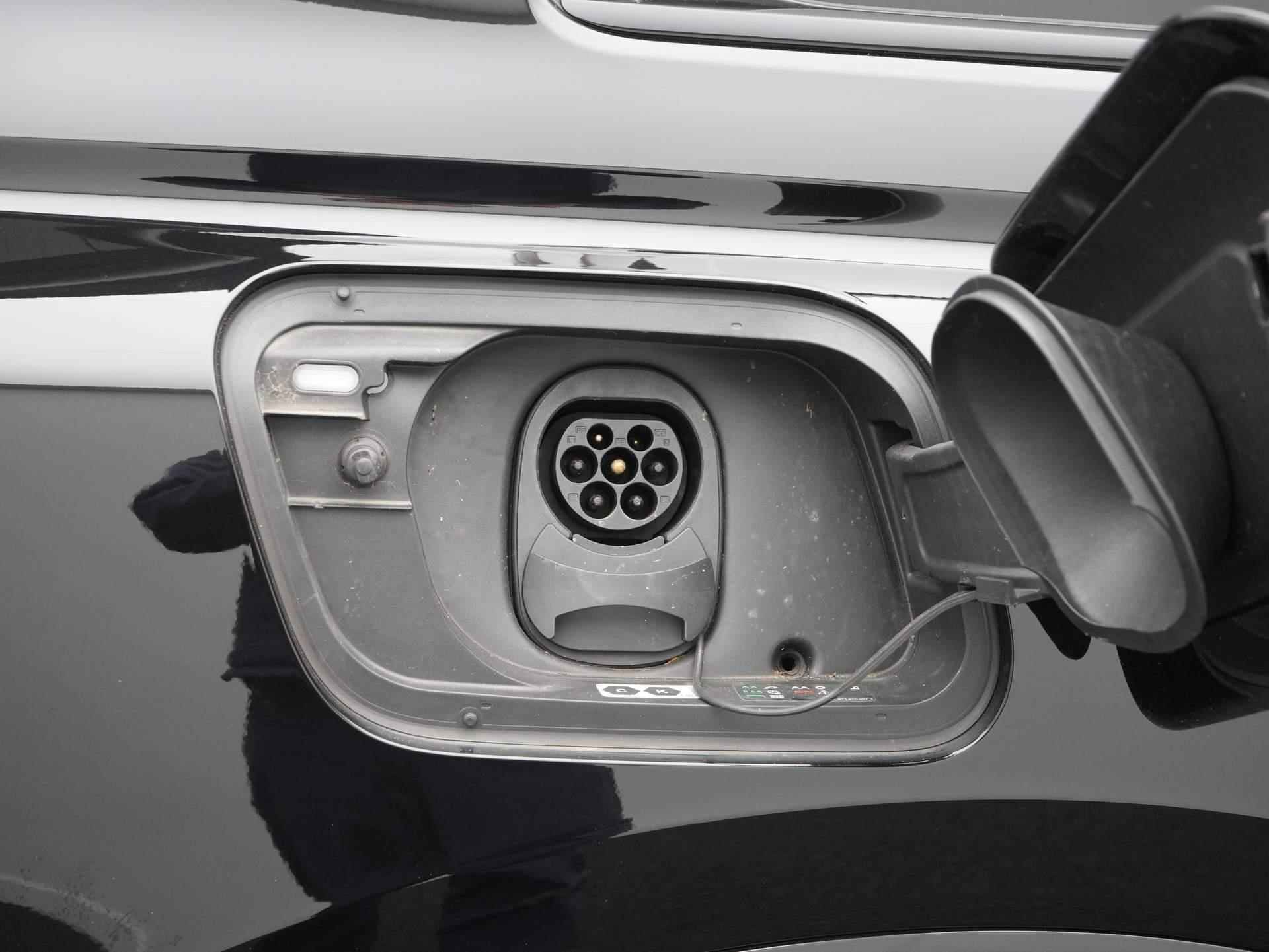 Audi Q4 e-tron 40 Launch edition Advanced 77 kWh Adap. Cruise | Camera | SONOS | Stoelverwarming - 41/46