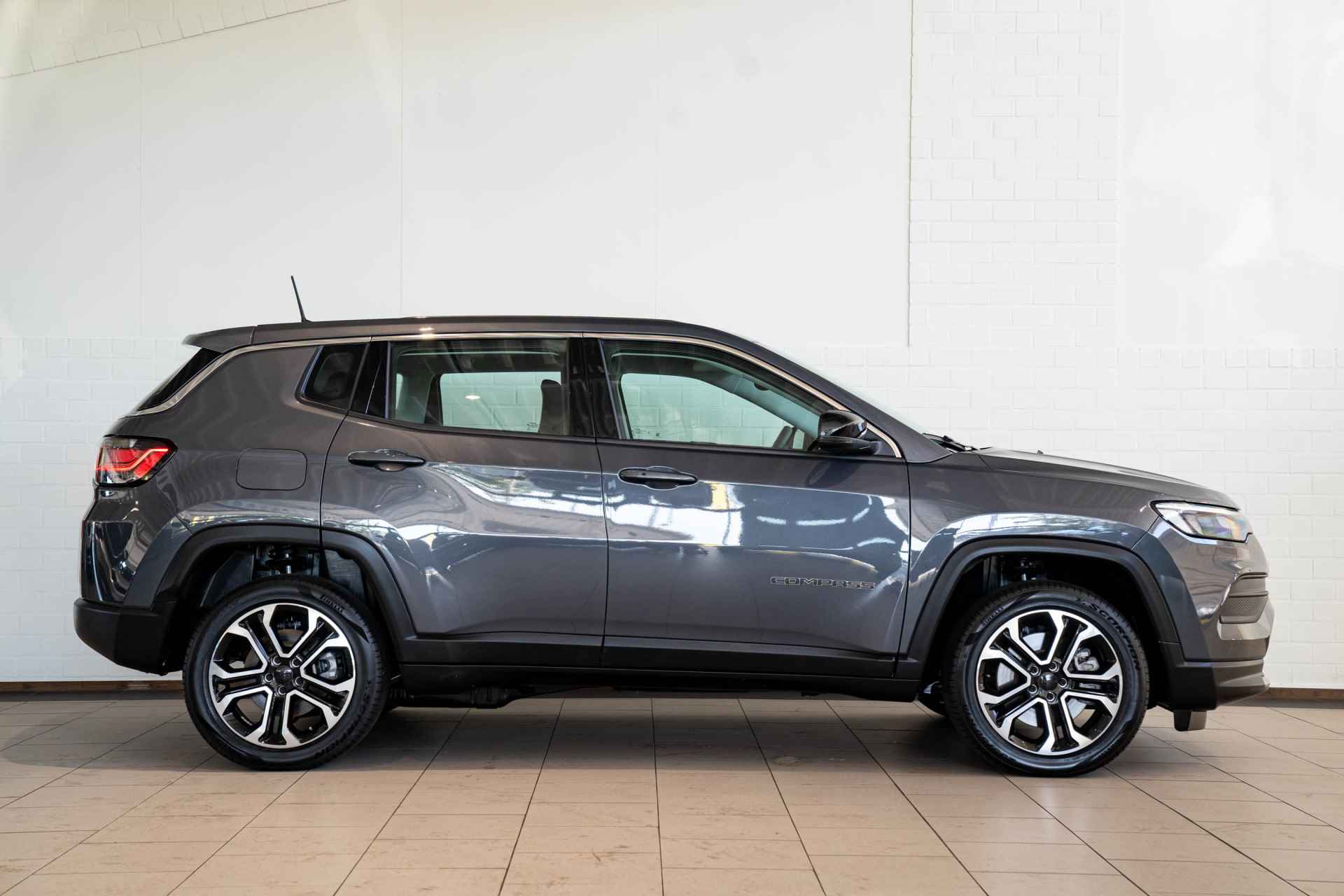 Jeep Compass 4xe 190 Plug-in Hybrid Electric Altitude | Camera | Climate Controle | - 6/37