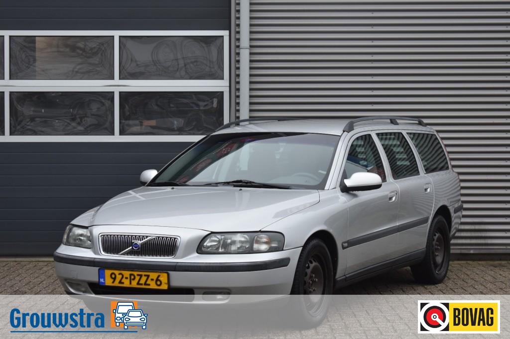 VOLVO V70 2.4 / AIRCO / STOELVERWARMING / CRUISE CONTROL