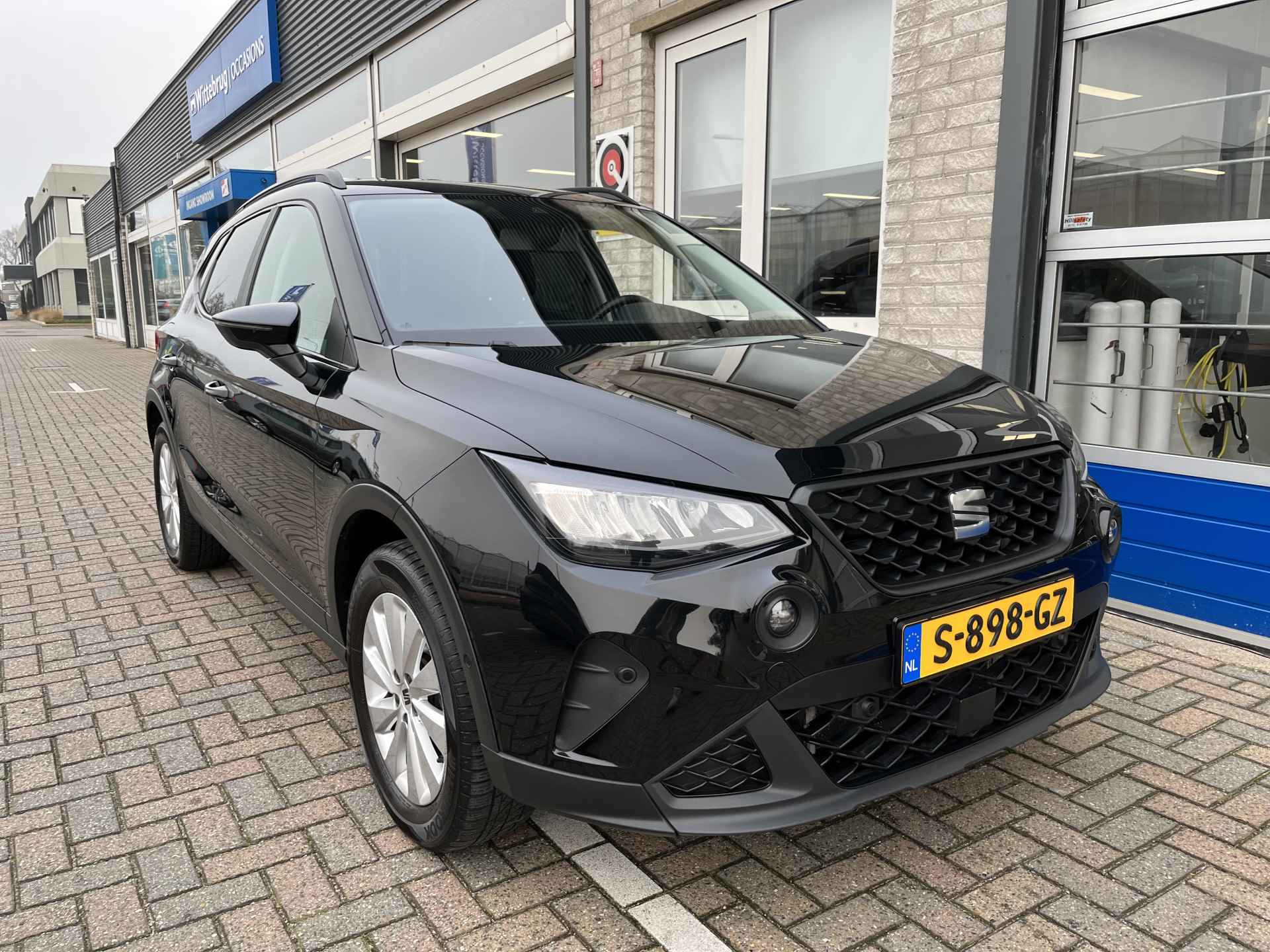 SEAT Arona 1.0 TSI Style / AUTOMAAT/ CAMERA/ PARK. SENSOREN/ CRUISE/ LED/ STOELVERWARM./ APP CONNECT/ AIRCO/ NAVI/ DAB/ 16" LMV - 36/39