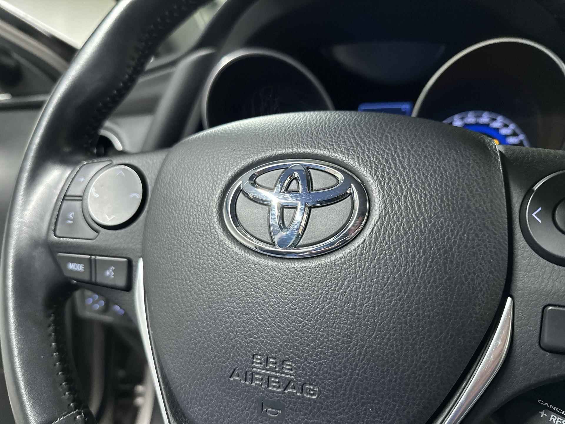 Toyota Auris 1.8 Hybrid Dynamic - 29/41