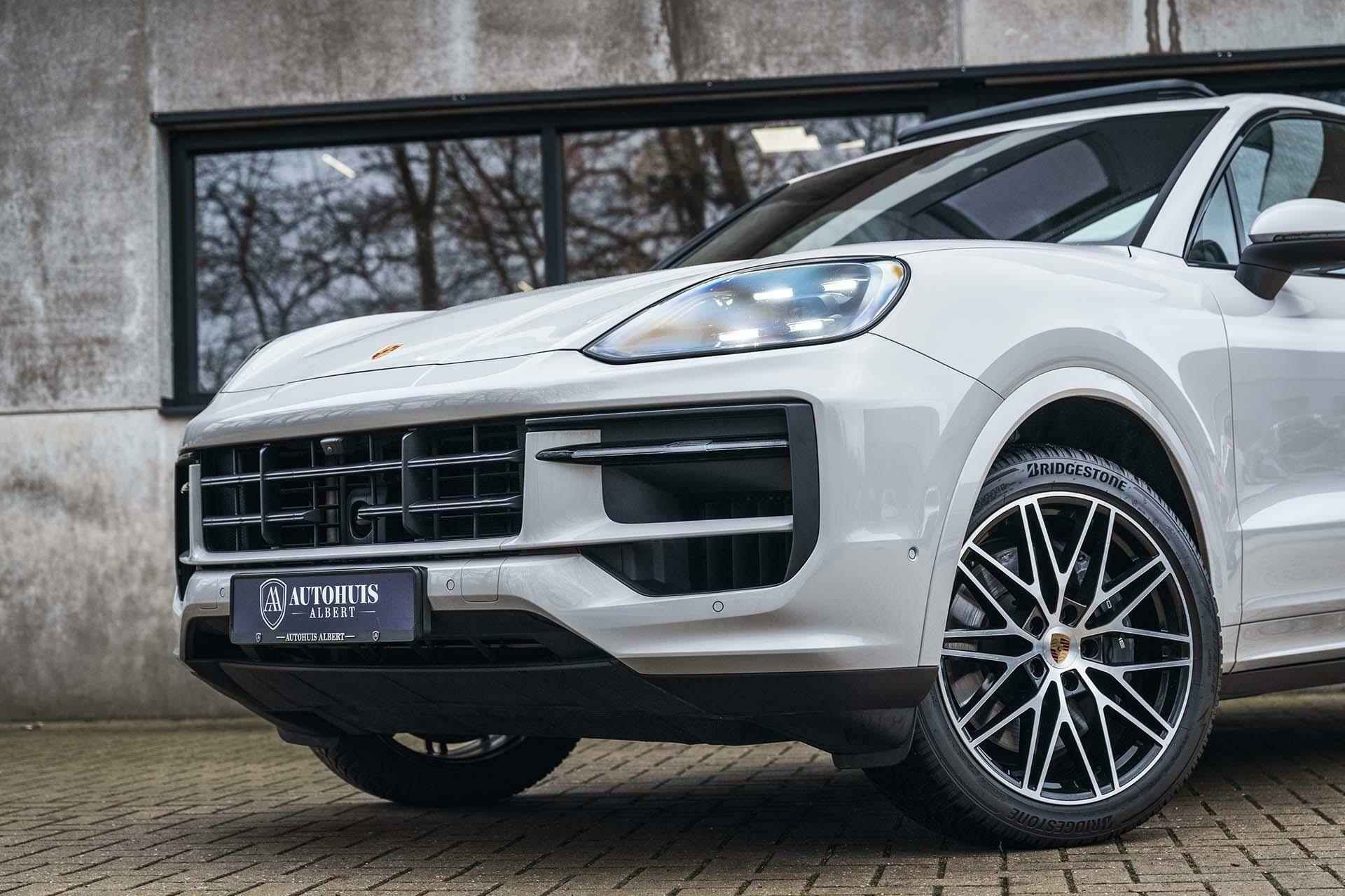 Porsche Cayenne 3.0 E-Hybrid Facelift SportDesign Krijtgrijs - 6/69