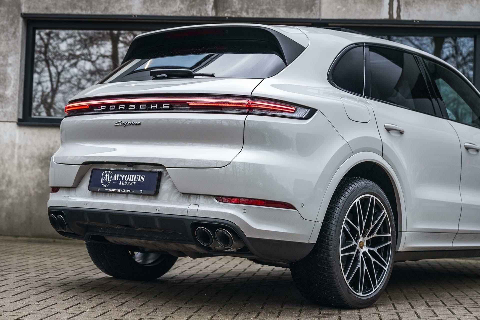 Porsche Cayenne 3.0 E-Hybrid Facelift SportDesign Krijtgrijs - 14/69