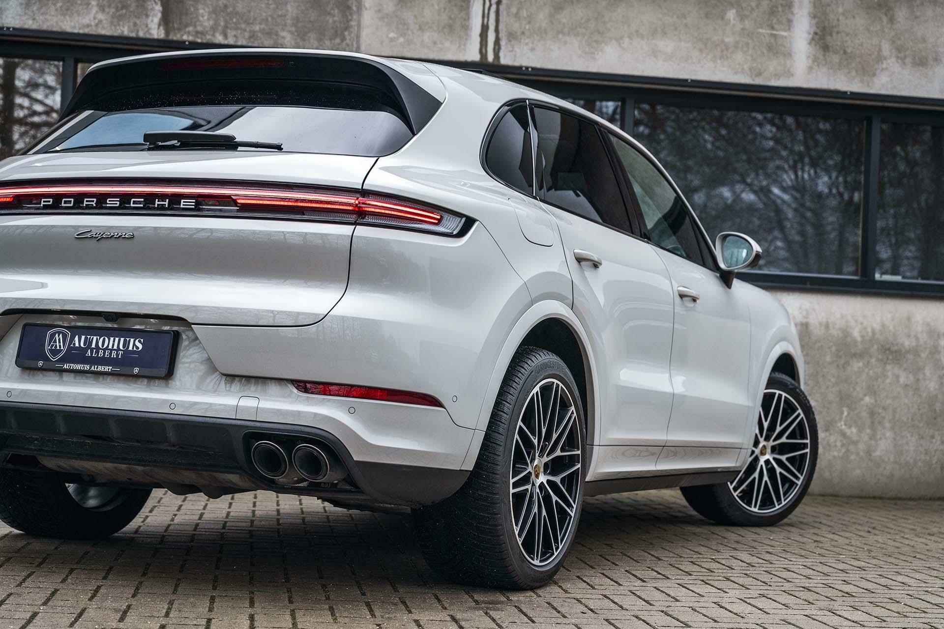 Porsche Cayenne 3.0 E-Hybrid Facelift SportDesign Krijtgrijs - 63/69