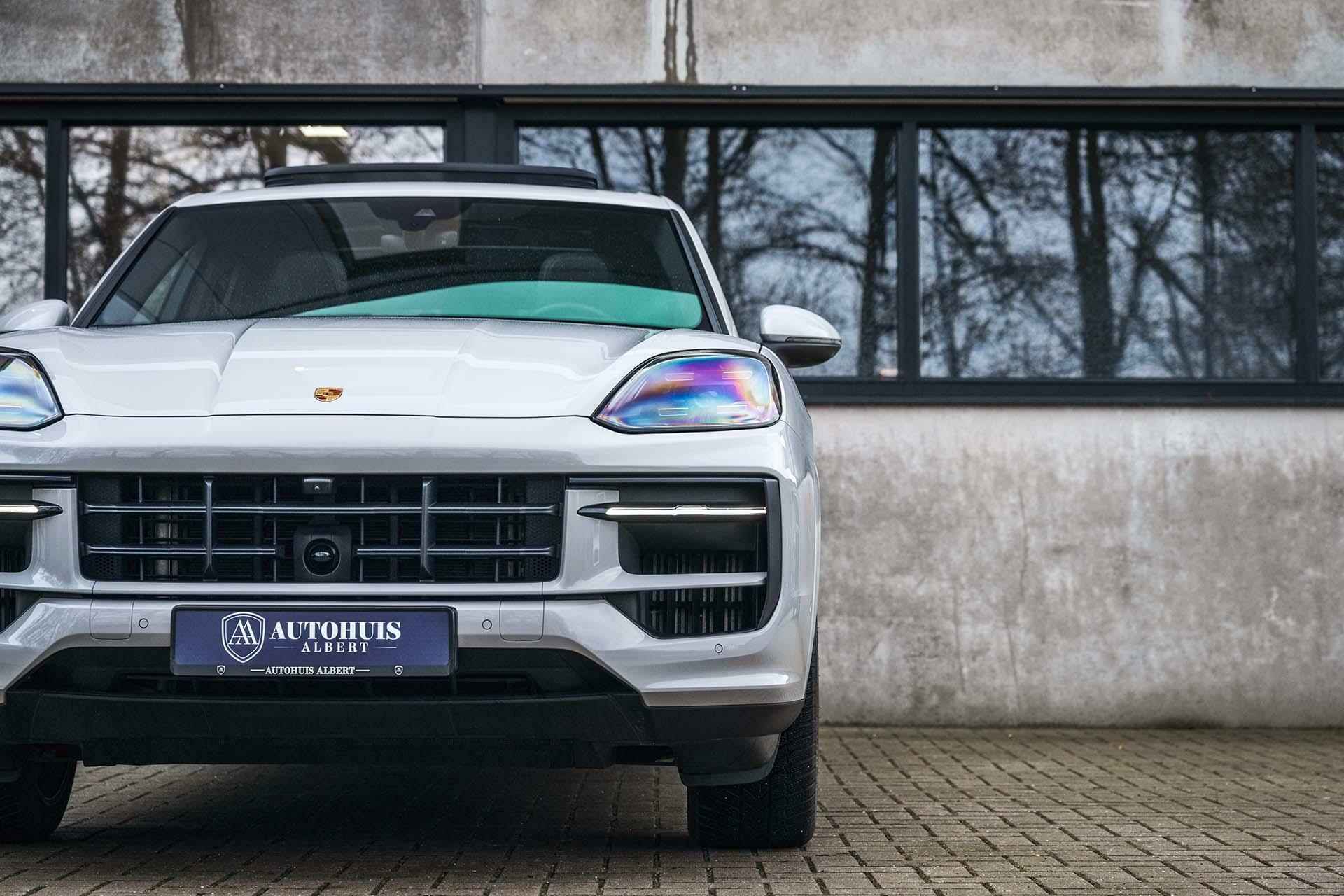 Porsche Cayenne 3.0 E-Hybrid Facelift SportDesign Krijtgrijs - 67/69