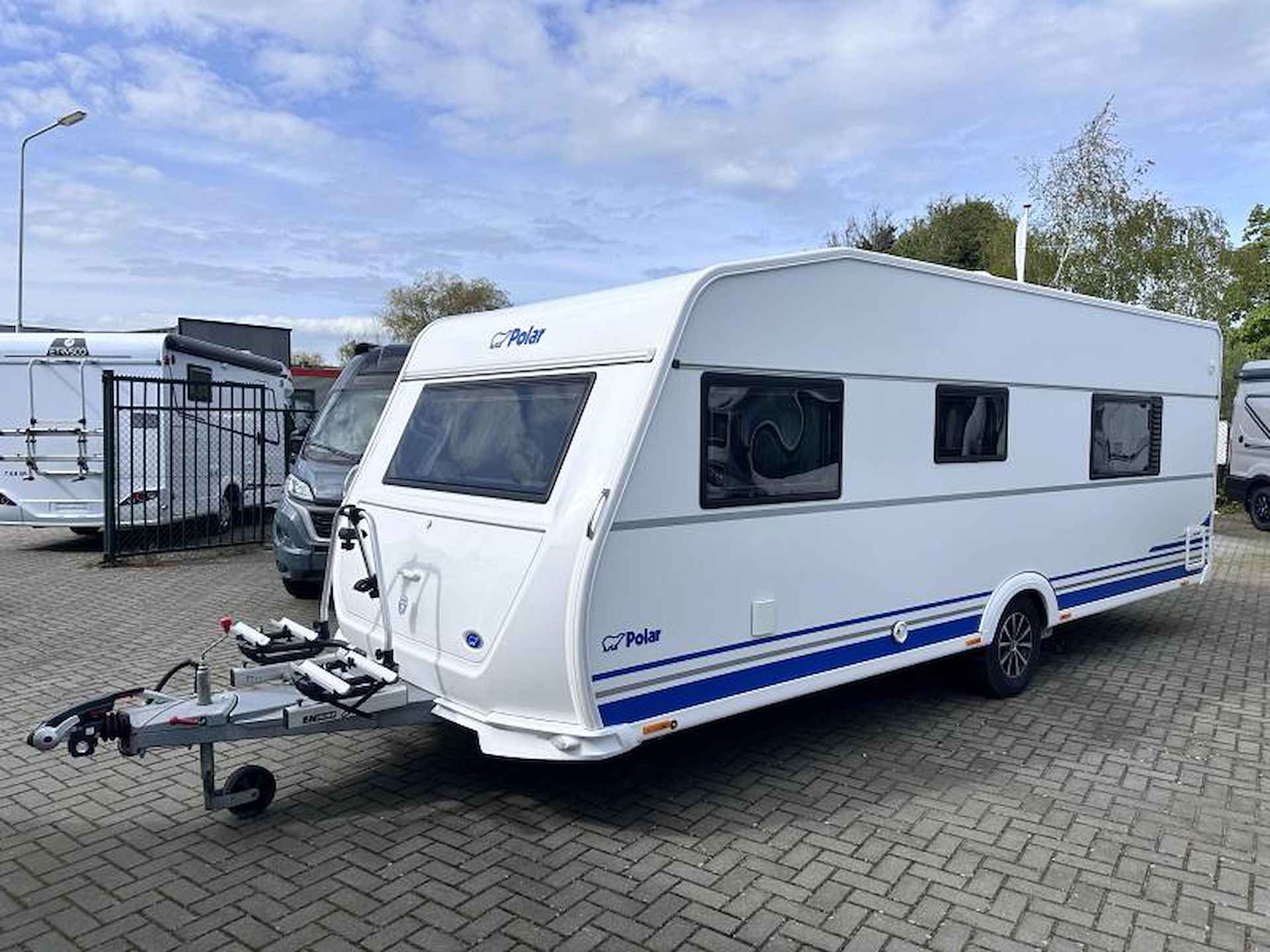 Polar 620  TR Luxe all season caravan - 5/25