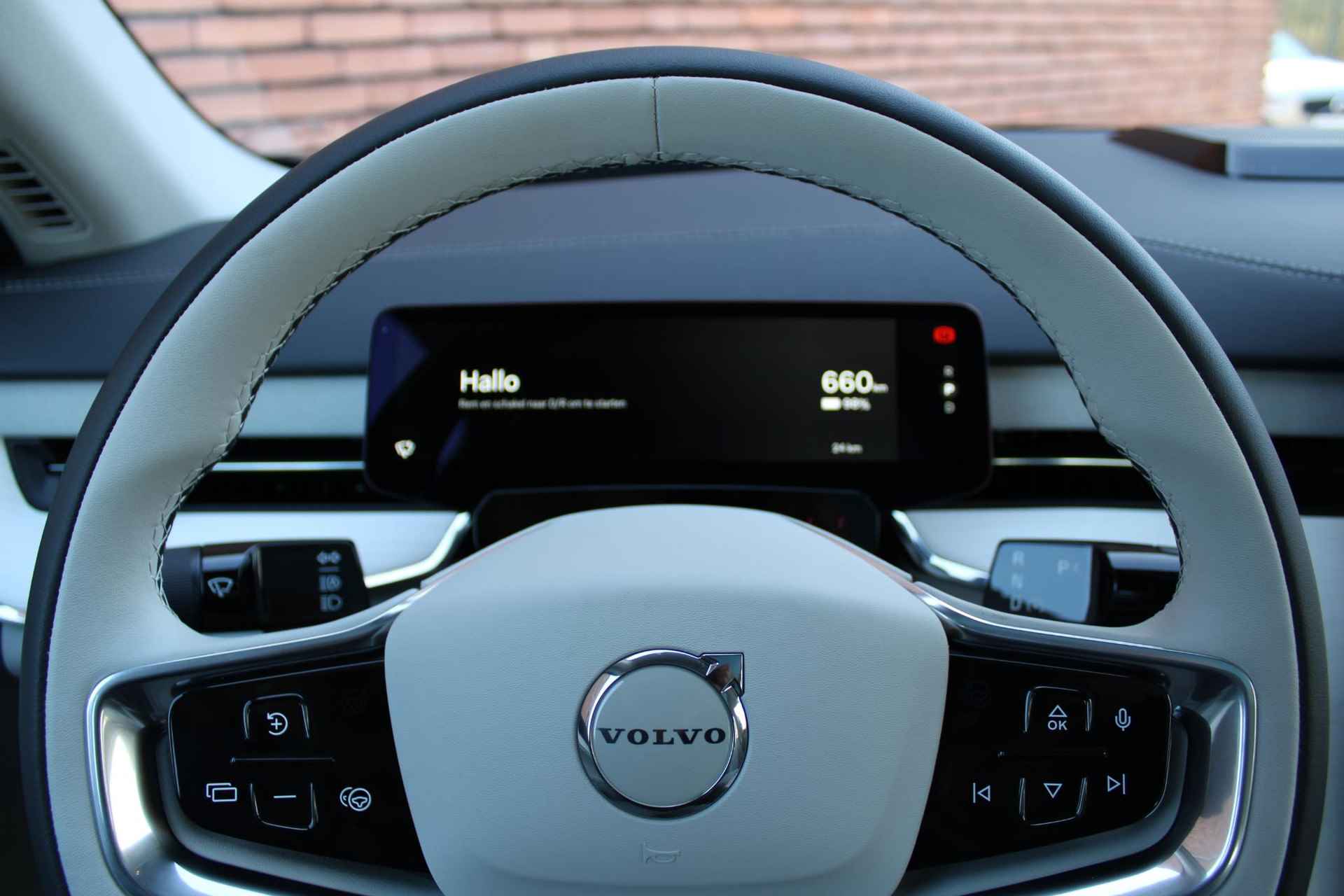 Volvo EX90 Twin Motor Performance Ultra | Verwarmbare voor/achter stoelen | Geventileerde voor stoelen | Bowers&Wilkins Audiosysteem | Head up display | Panoramisch dak | Actieve Luchtvering | Standkachel | 21'' Lichtmetalen velgen | - 5/21