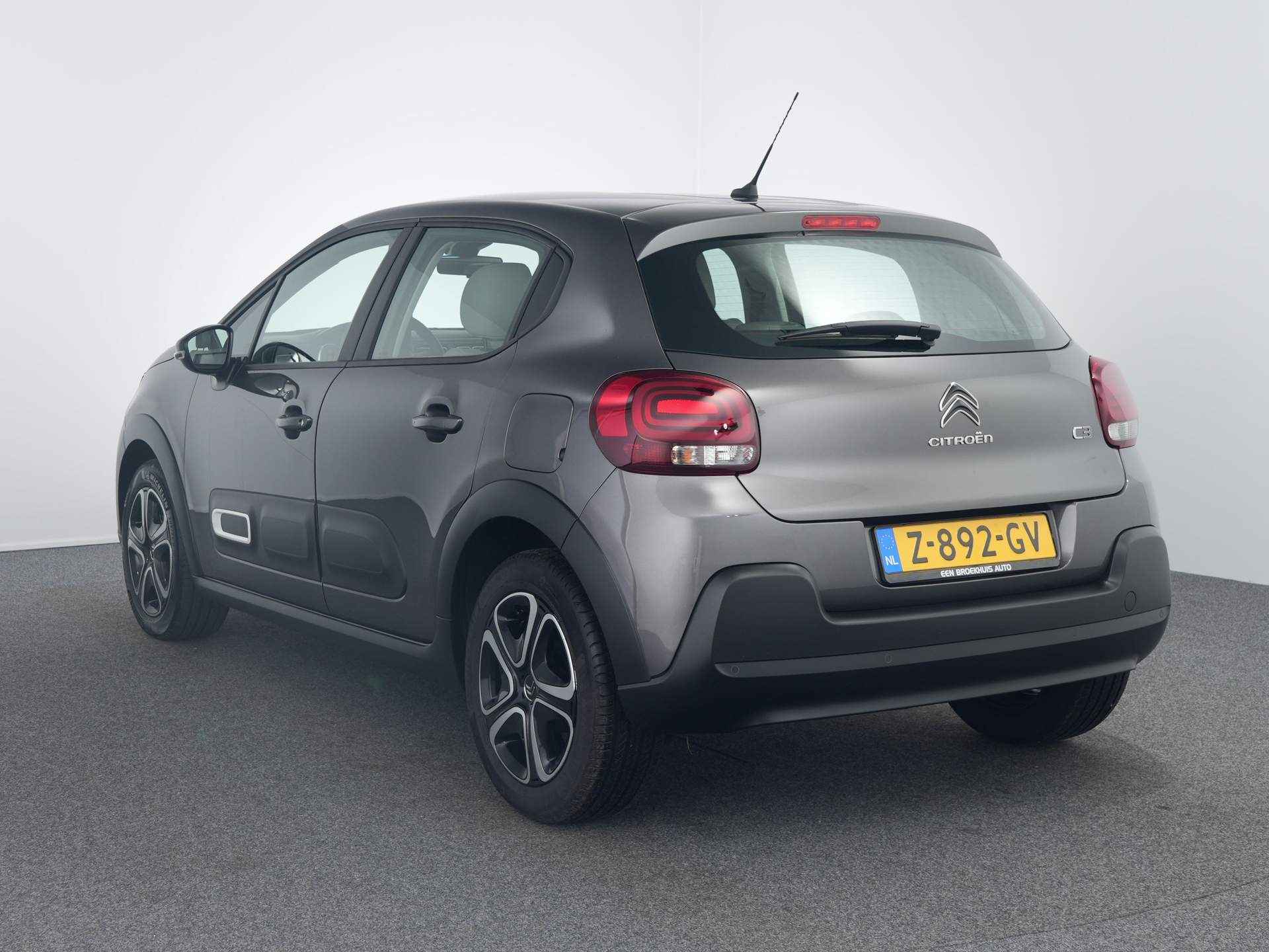 Citroën C3 1.2 PureTech S&S Plus | Navigatie | Stoel verwarming | Airco | Cruise | - 11/26