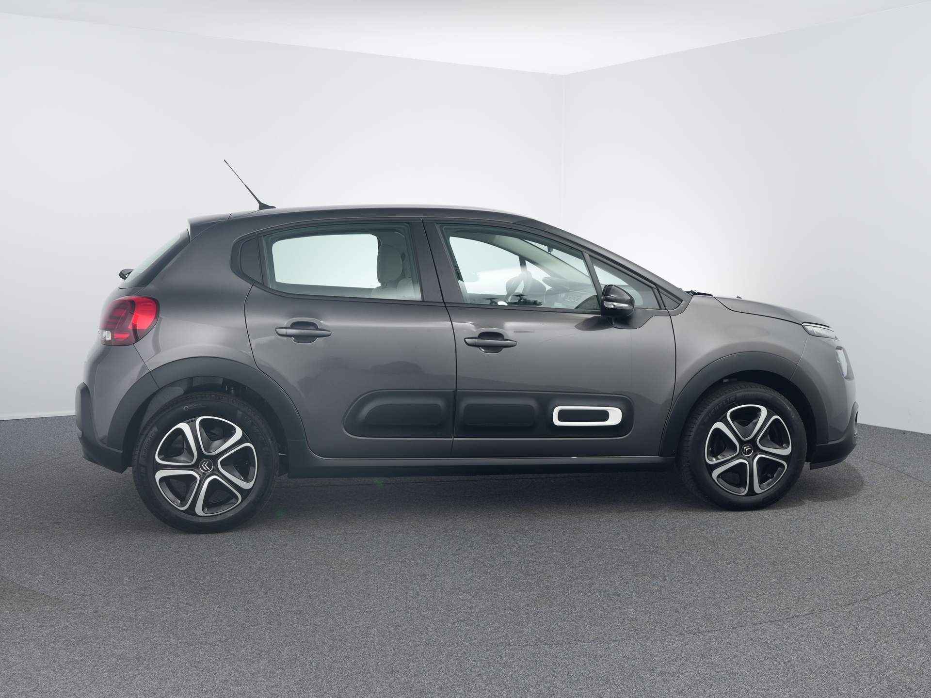 Citroën C3 1.2 PureTech S&S Plus | Navigatie | Stoel verwarming | Airco | Cruise | - 15/26