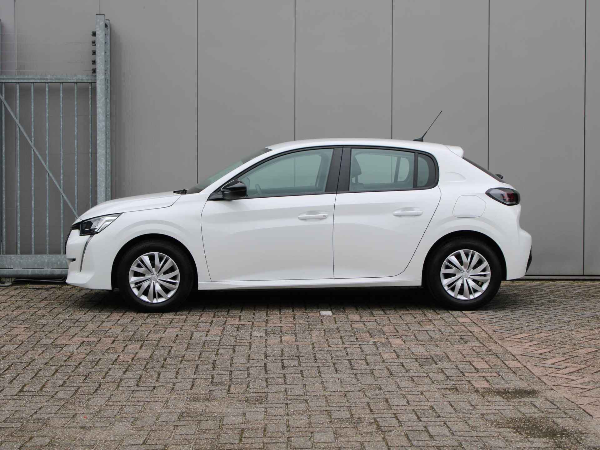 Peugeot 208 1.2 PureTech Active | Navi / Airco / Cruise - 12/24