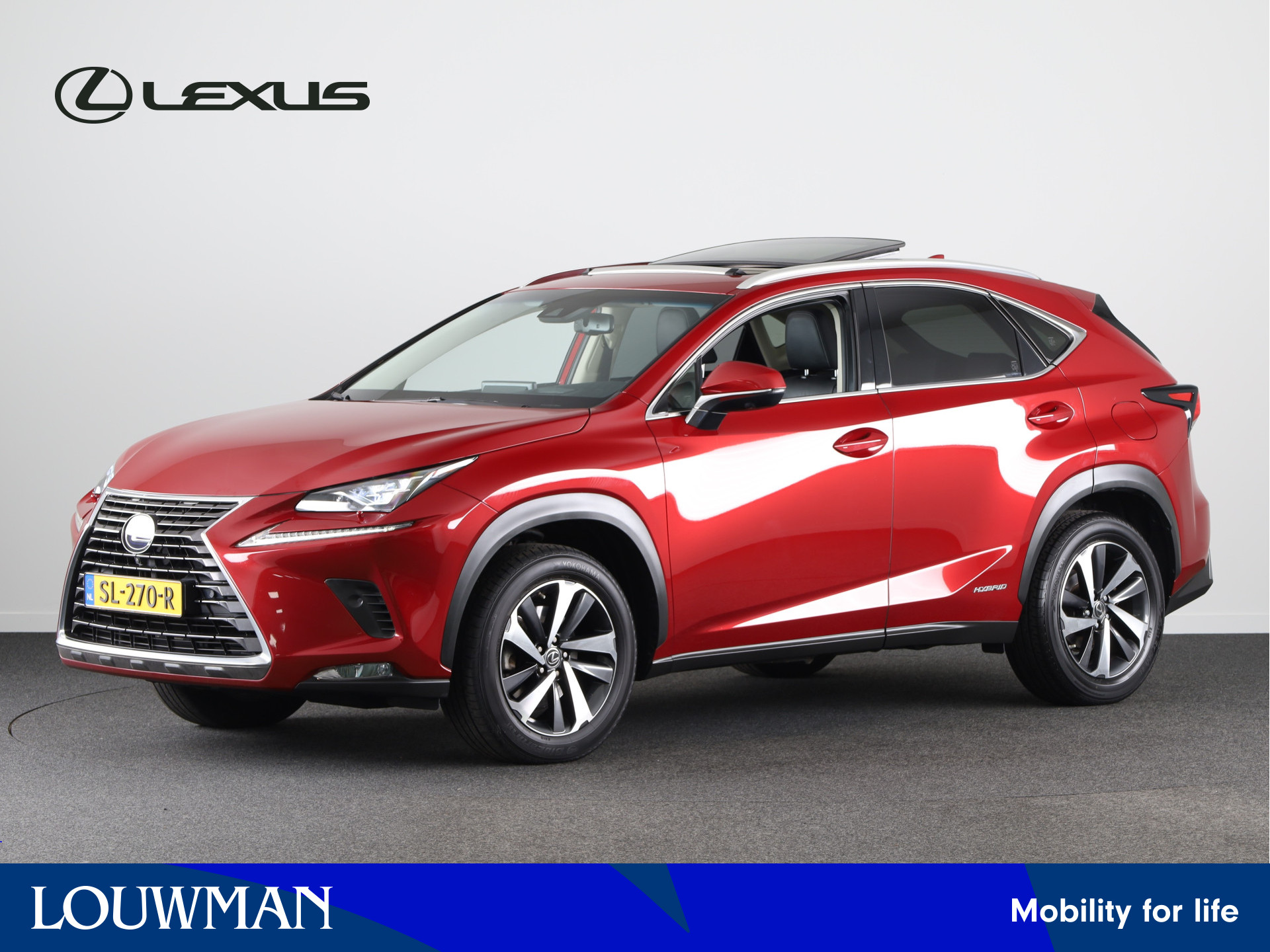 Lexus NX 300h AWD President Line | Schuifdak | Mark Levinson Audio | Trekhaak | Head-up Display | 360 Camera | Navigatie | Dodehoek Detectie | Stuur-/Stoelverwarming | Achterbank Verwarmd |