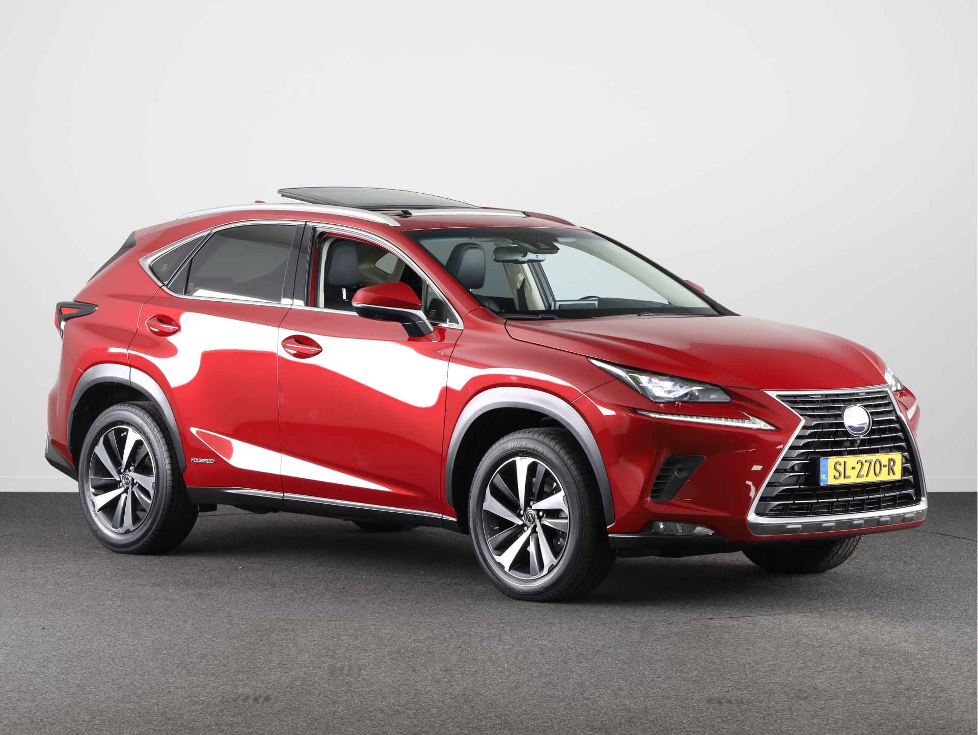 Lexus NX 300h AWD President Line | Schuifdak | Mark Levinson Audio | Trekhaak | Head-up Display | 360 Camera | Navigatie | Dodehoek Detectie | Stuur-/Stoelverwarming | Achterbank Verwarmd | - 16/58