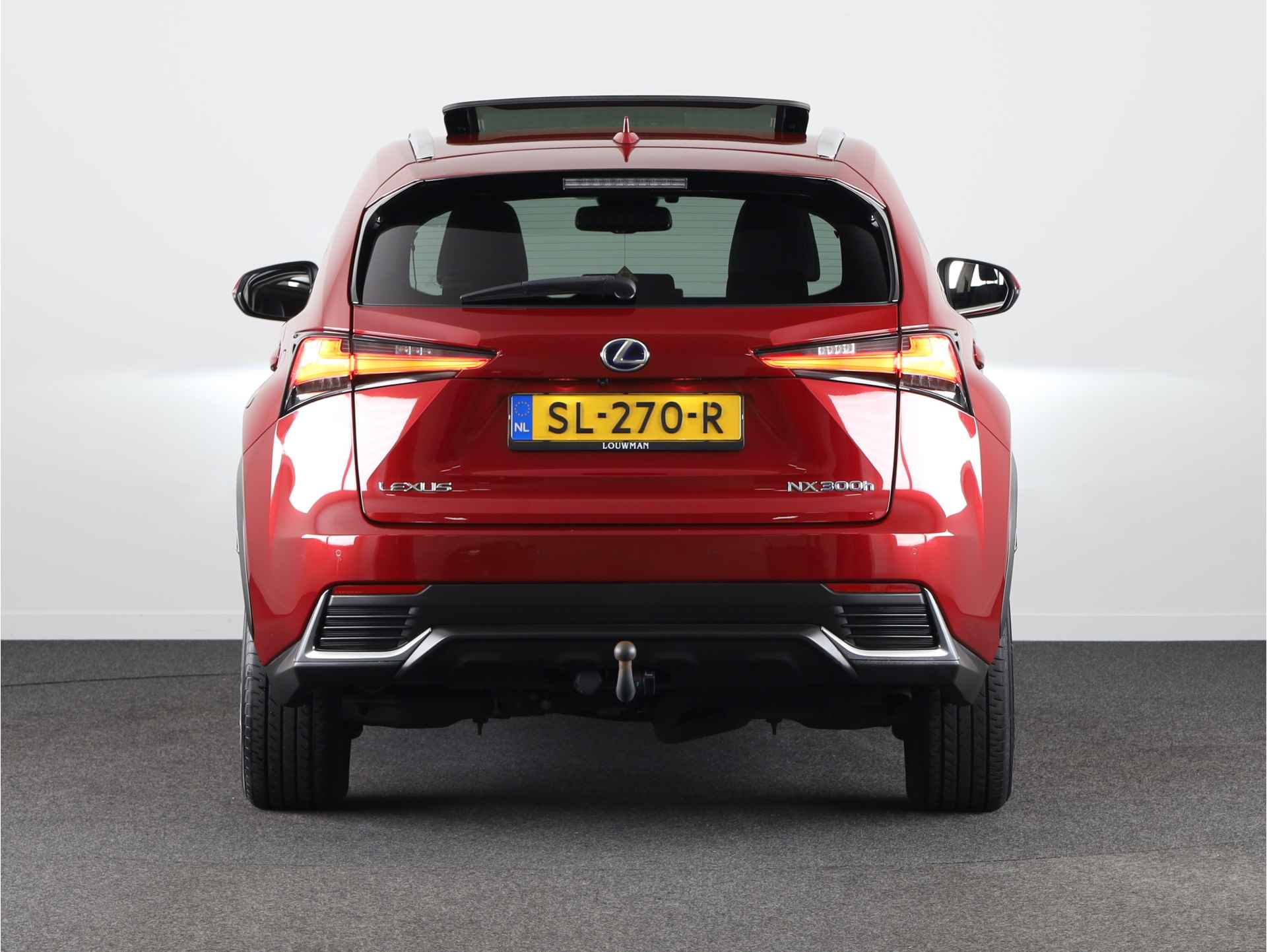 Lexus NX 300h AWD President Line | Schuifdak | Mark Levinson Audio | Trekhaak | Head-up Display | 360 Camera | Navigatie | Dodehoek Detectie | Stuur-/Stoelverwarming | Achterbank Verwarmd | - 30/58