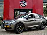 Alfa Romeo Stelvio 2.2d Super 230 PK | 20" velgen | Privacy Glass | Dark B-tech uitstraling | Trekhaak afneembaar 1600 KG