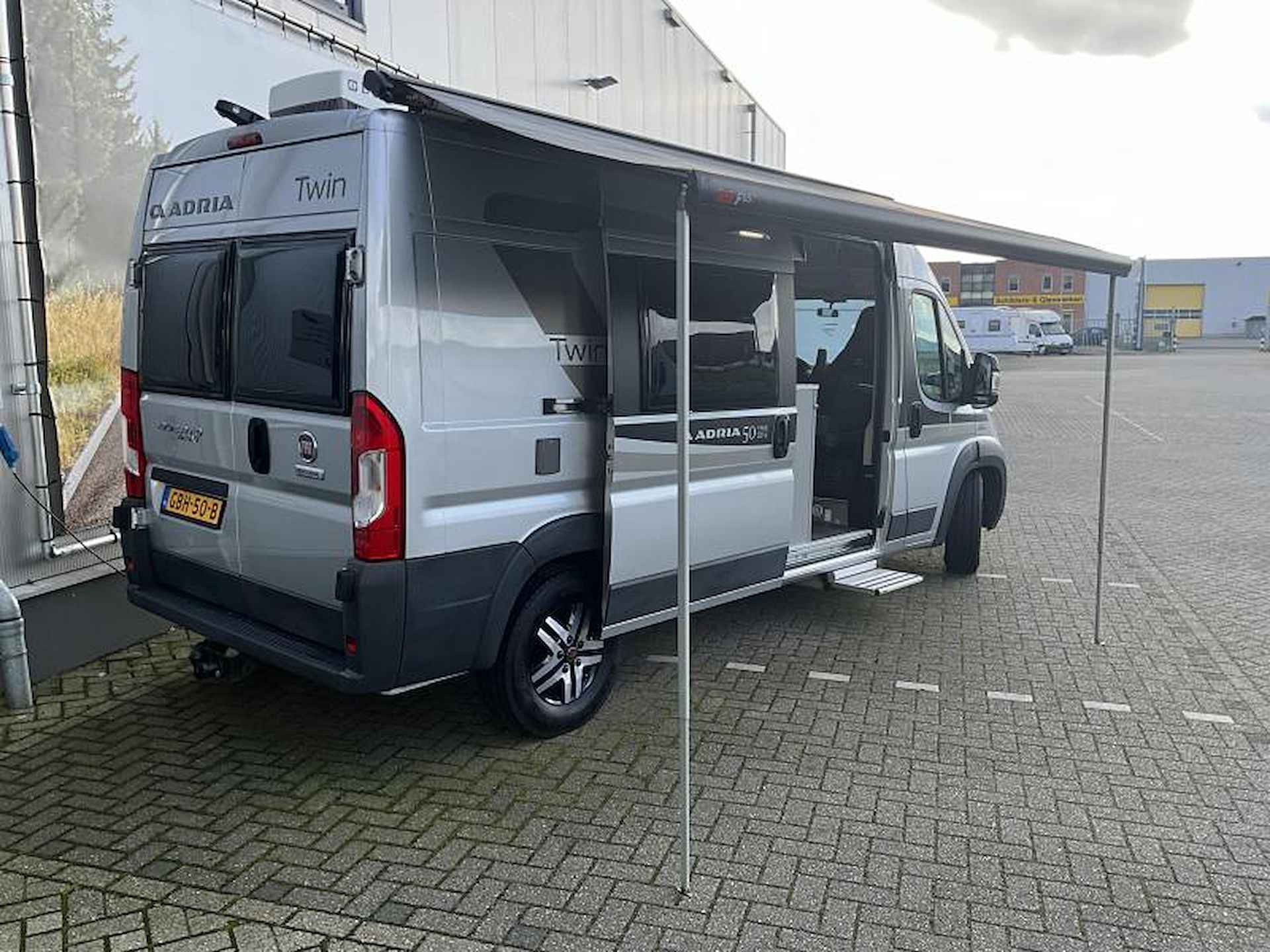 Adria Twin Sports 600 SPT AUTOMAAT-DWARSBED - 3/22